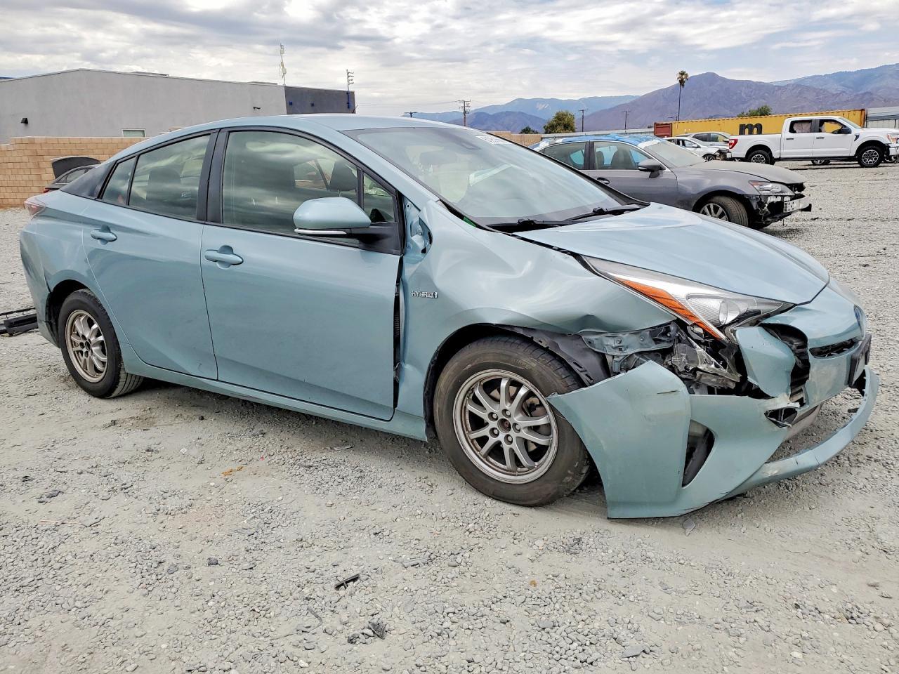 2017 Toyota Prius, Two