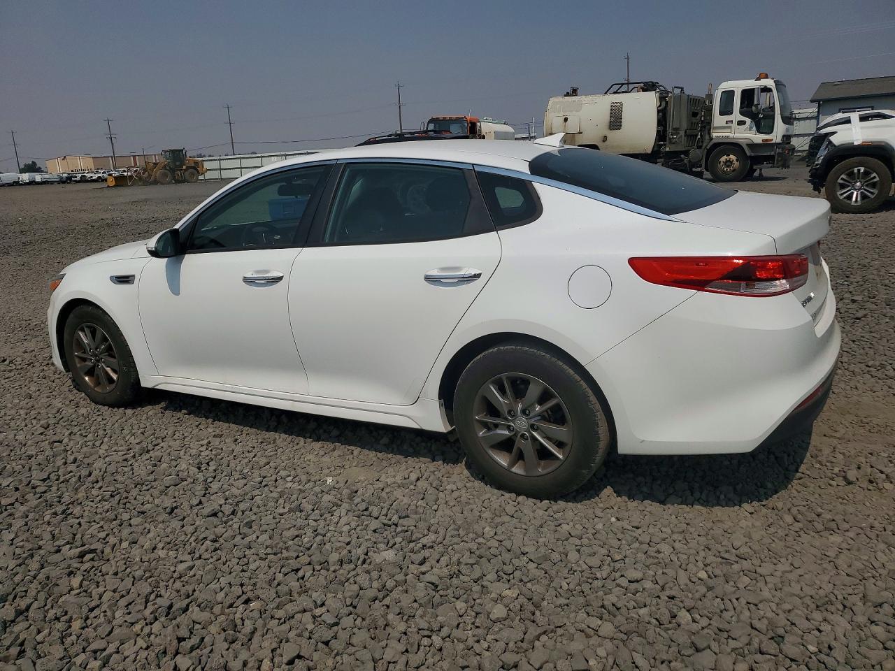 2016 KIA Optima, LX