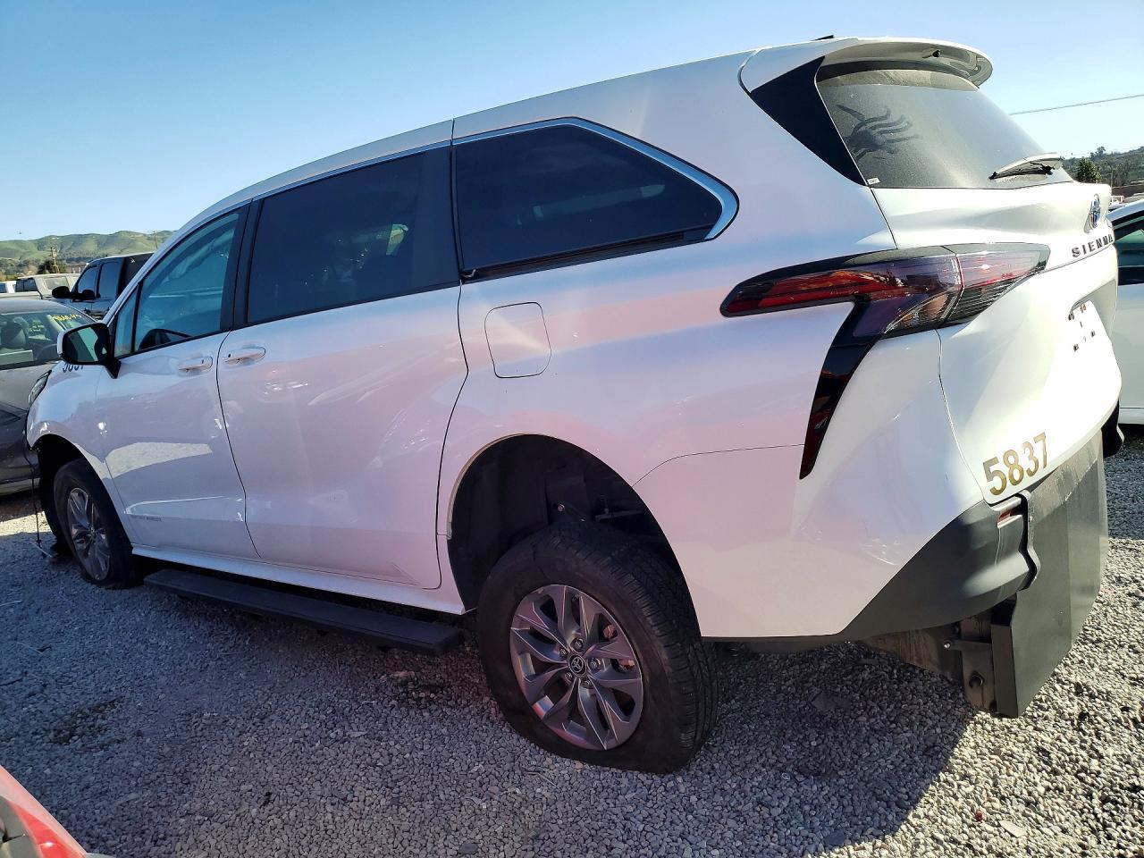2024 Toyota Sienna, Le 8-Pass...