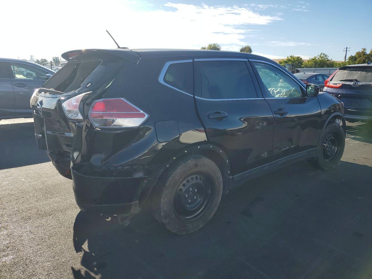 2016 Nissan Rogue, S