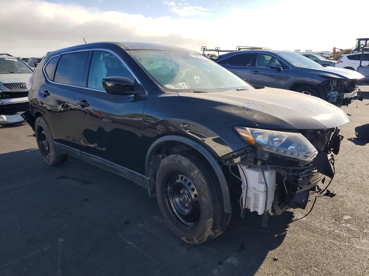 2016 Nissan Rogue, S
