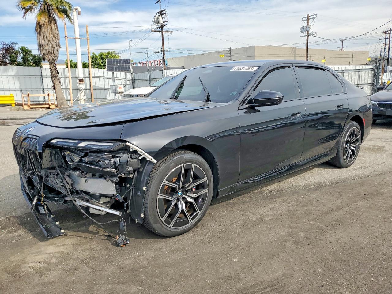 2025 BMW I7, Edrive50