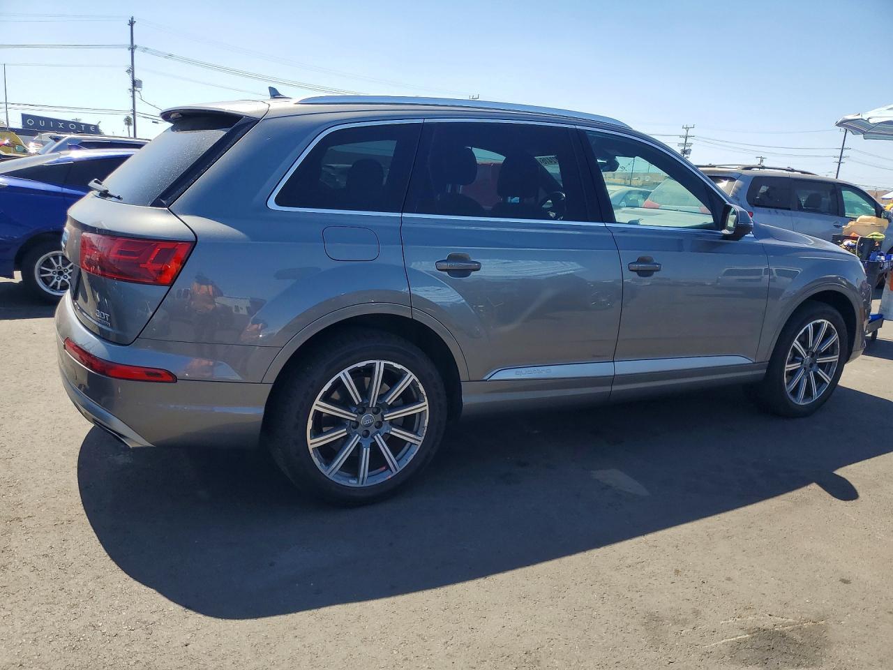 2017 Audi Q7, Premium