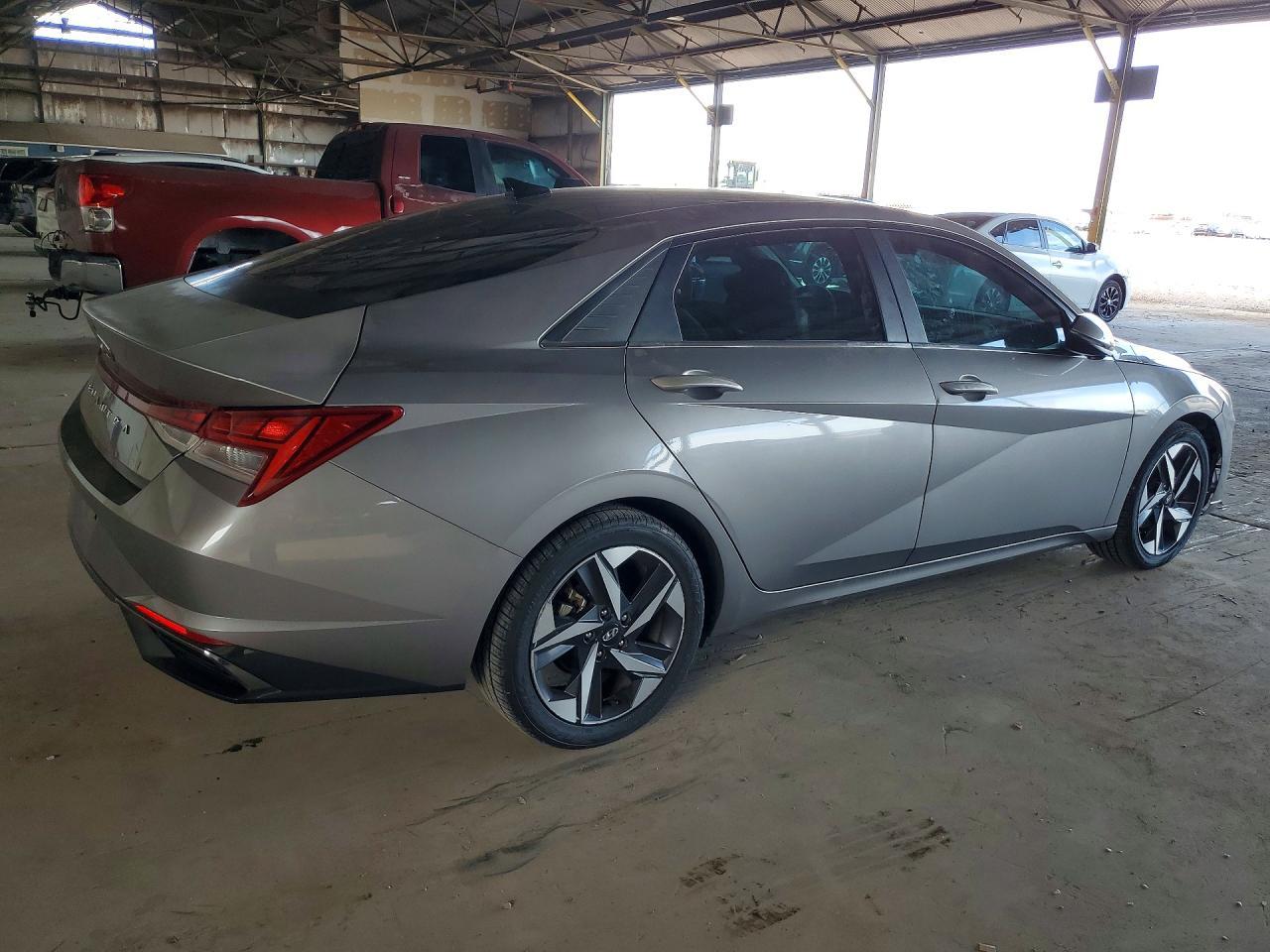 2021 Hyundai Elantra, Sel