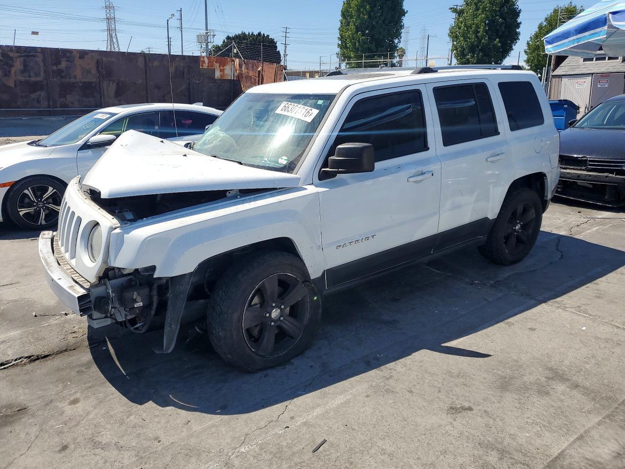 2016 Jeep Patriot, Latitude