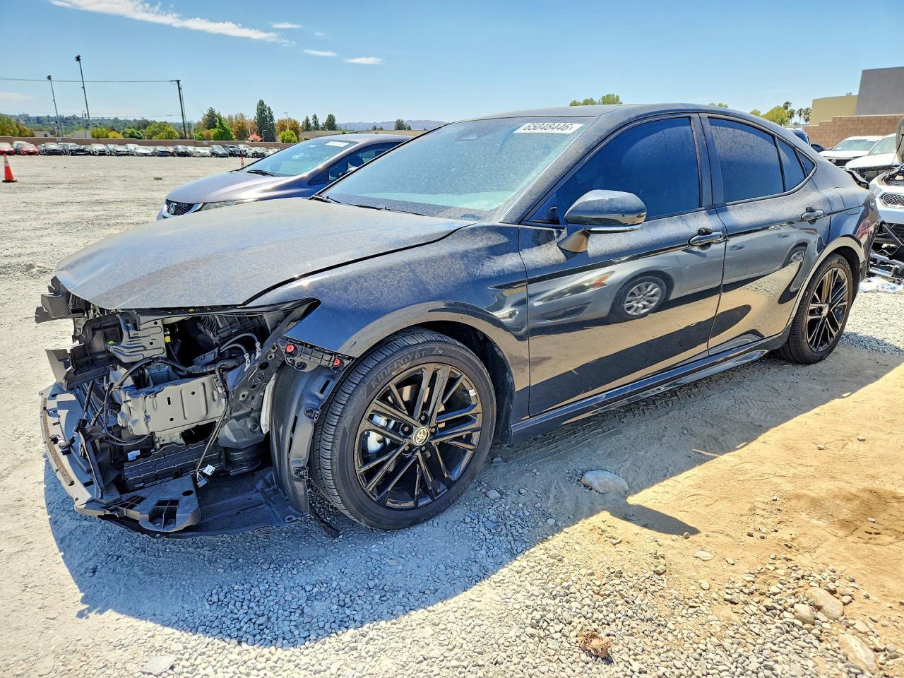 2025 Toyota Camry, SE