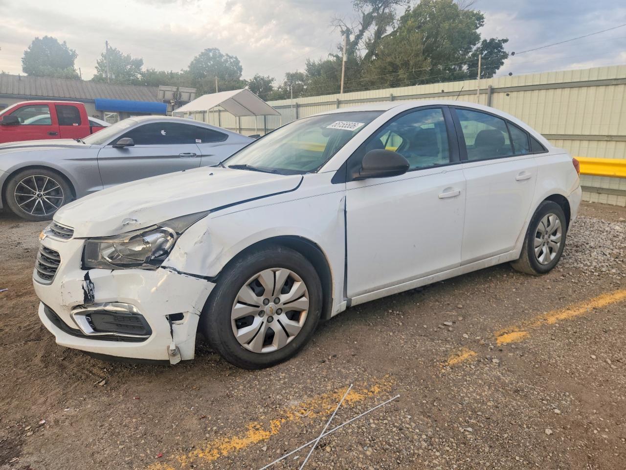 2015 Chevrolet Cruze, LS