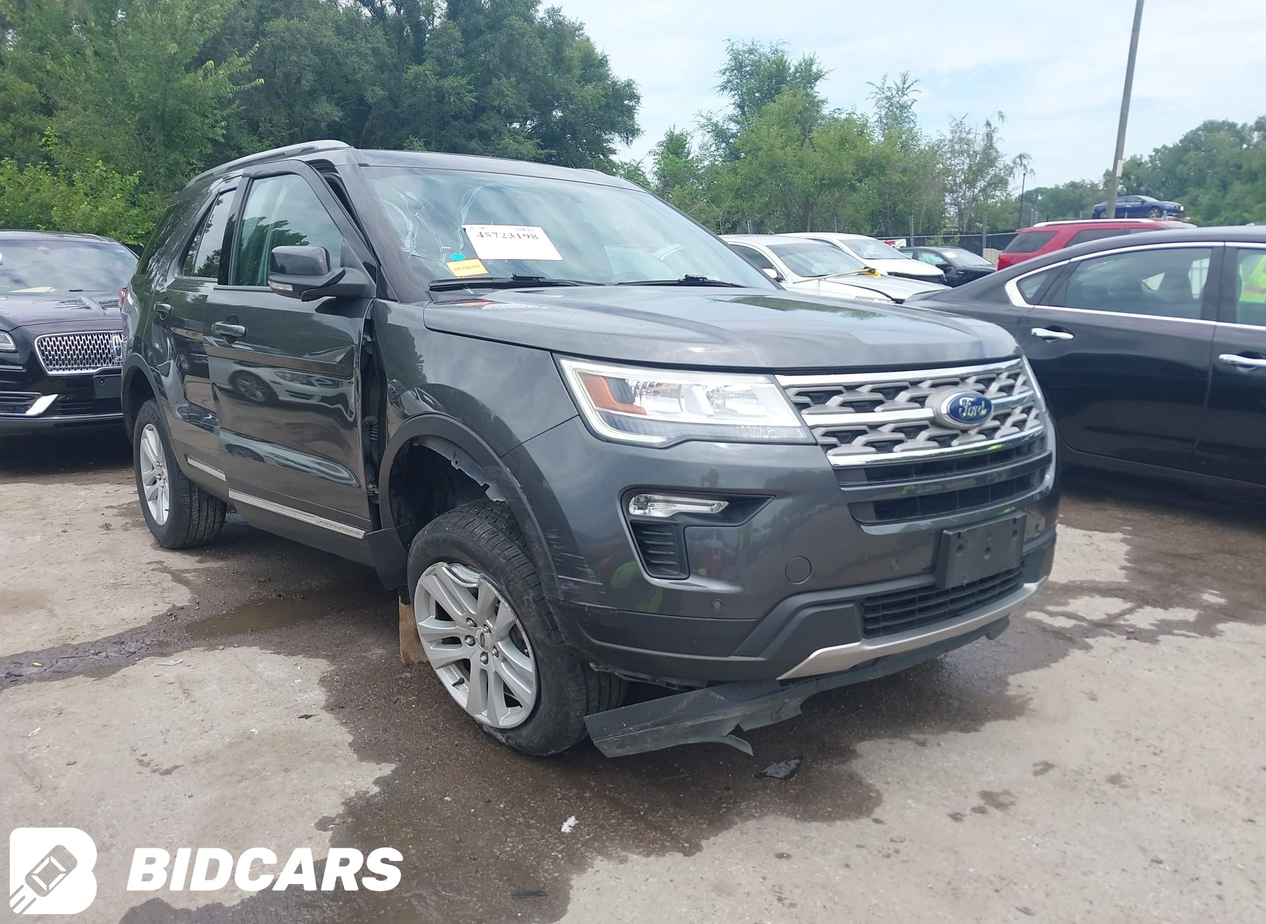 2018 Ford Explorer, Xlt