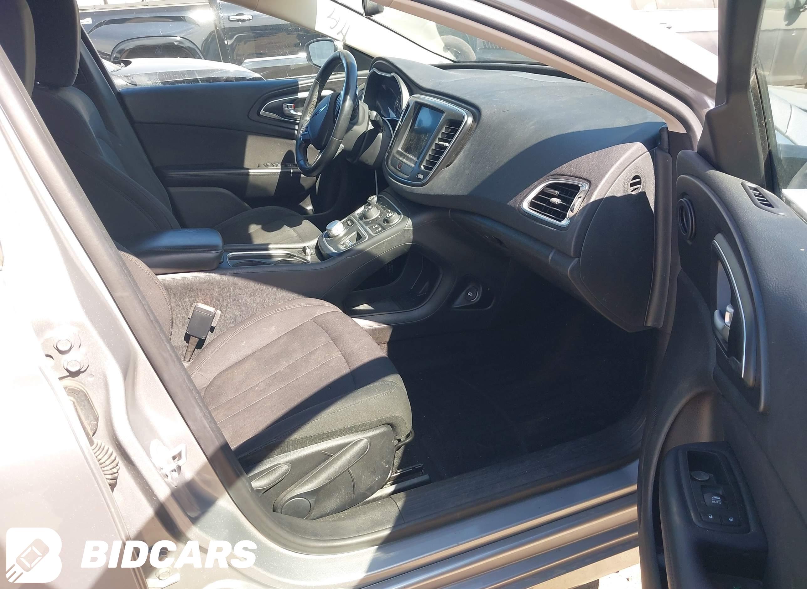 2016 Chrysler 200, Limited Pl...