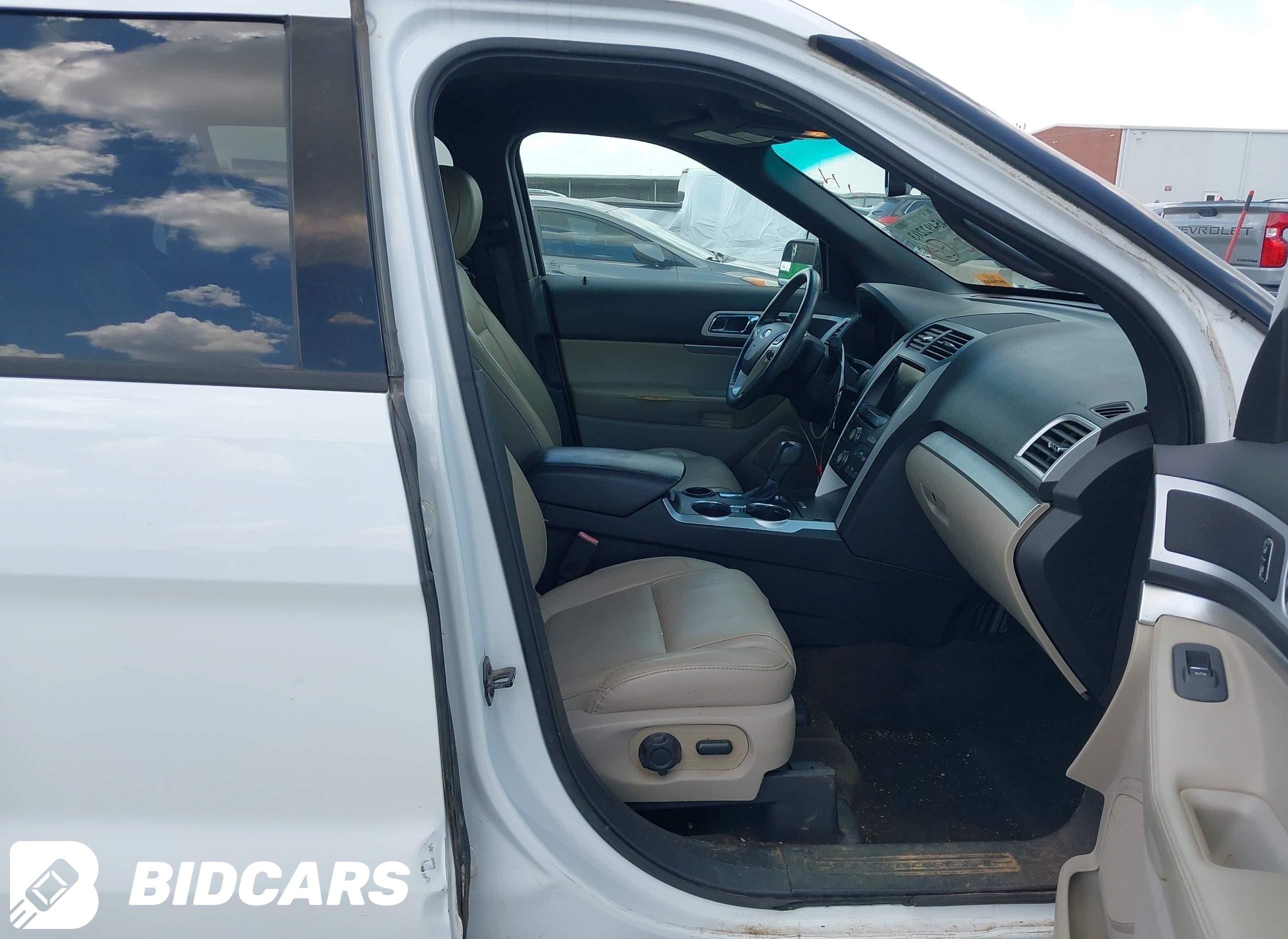 2015 Ford Explorer, Xlt
