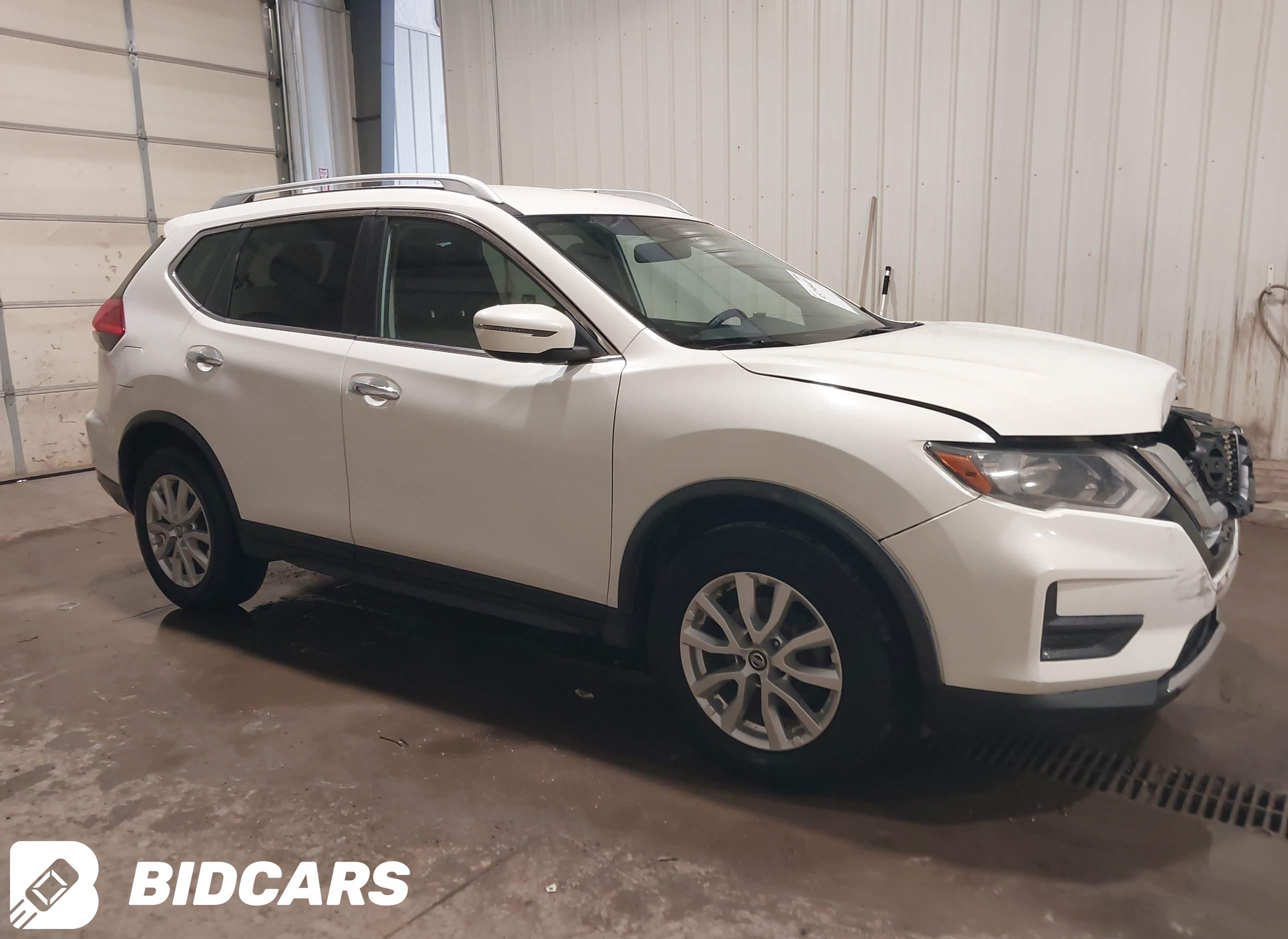 2017 Nissan Rogue, SV