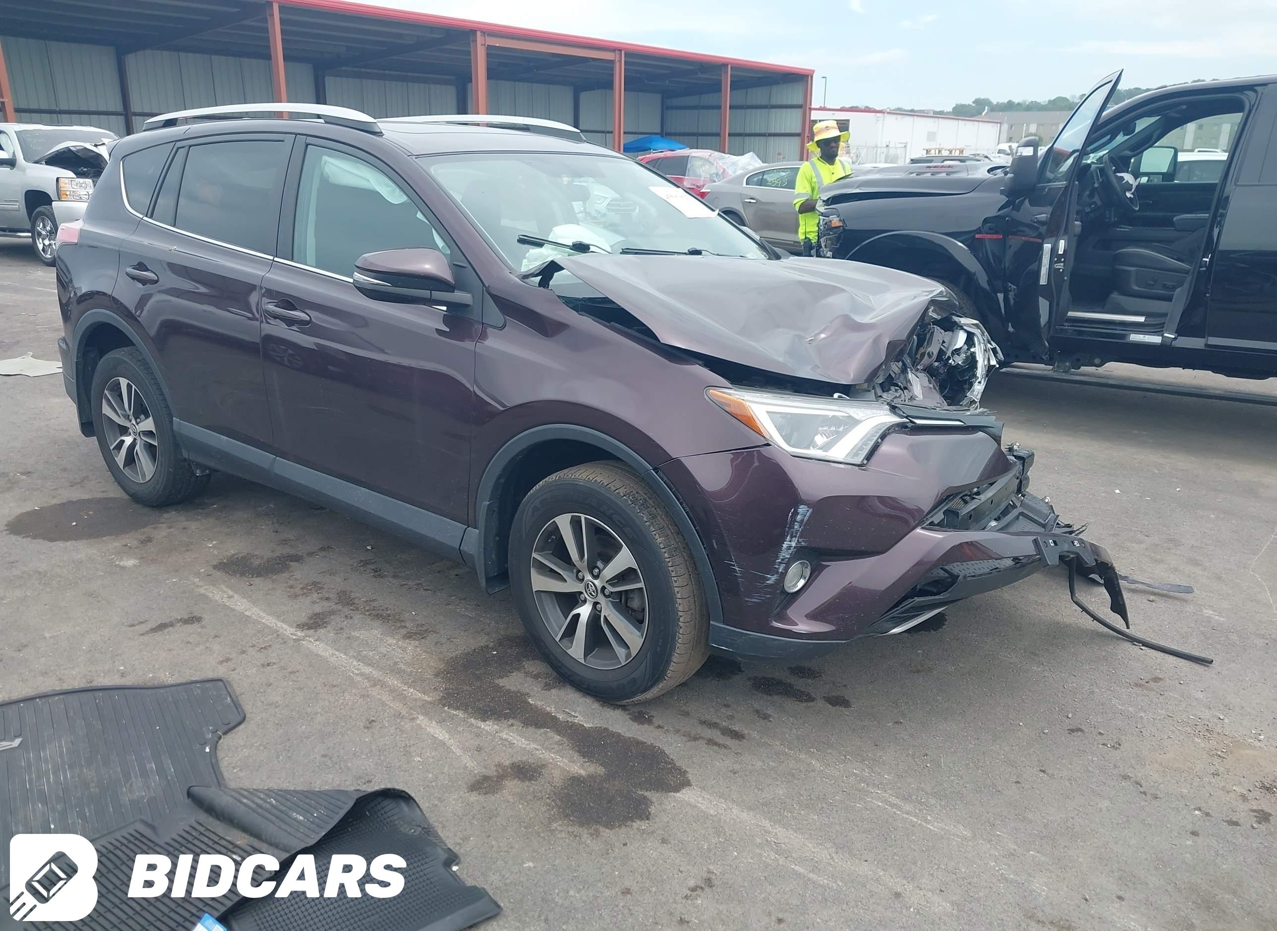 2016 Toyota RAV4, Xle