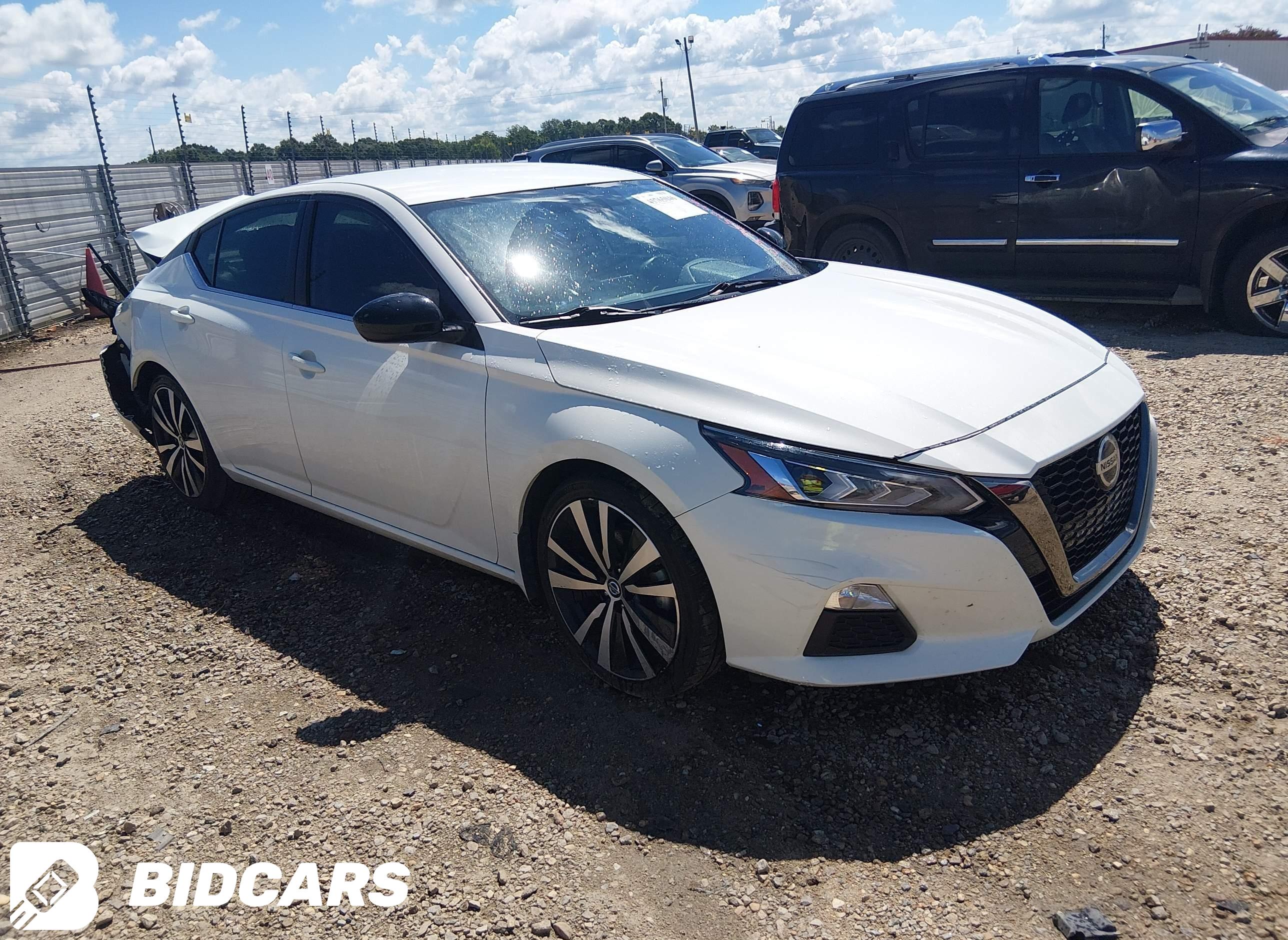 2020 Nissan Altima, Sr Fwd