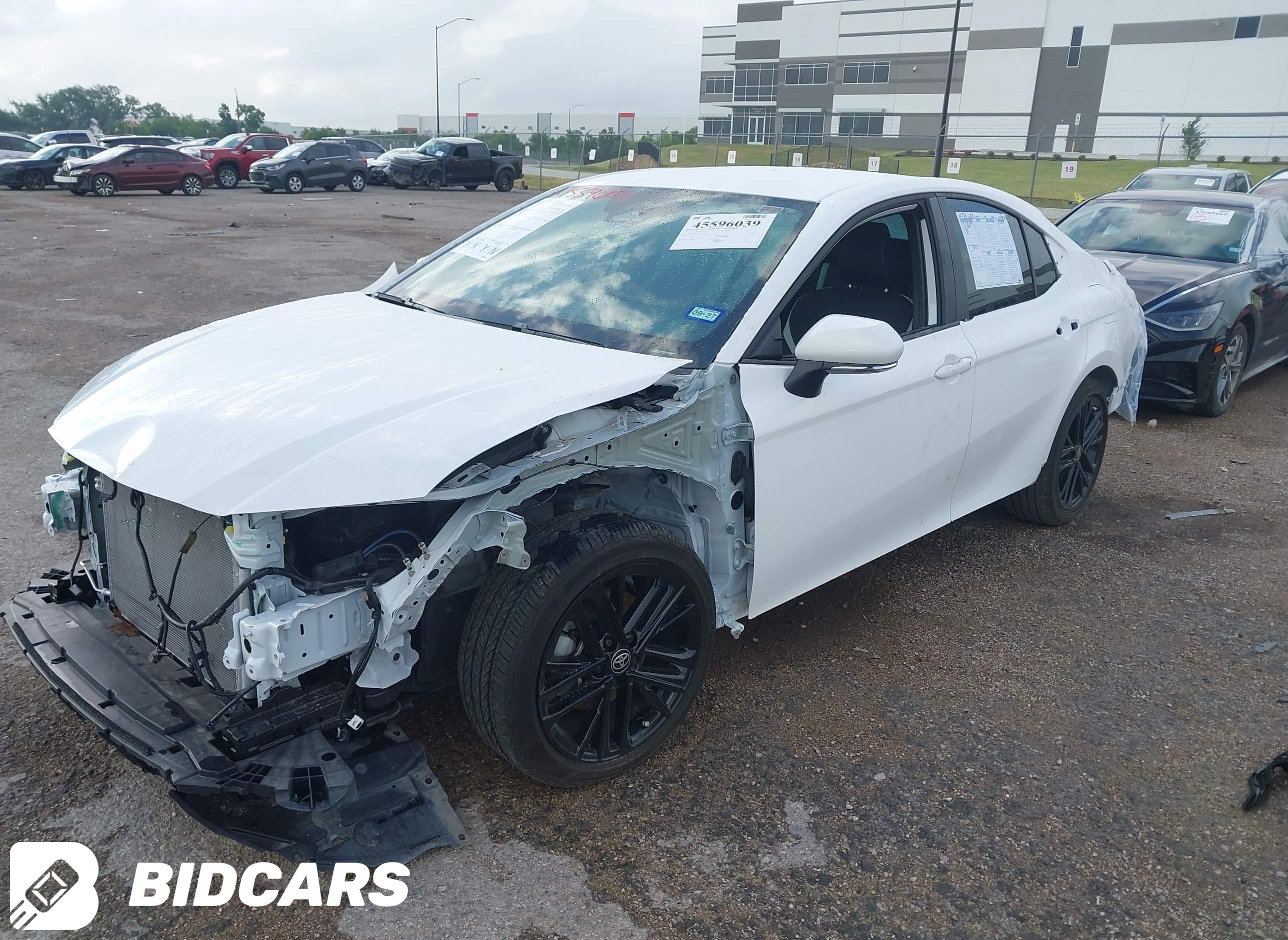 2026 Toyota Camry, SE