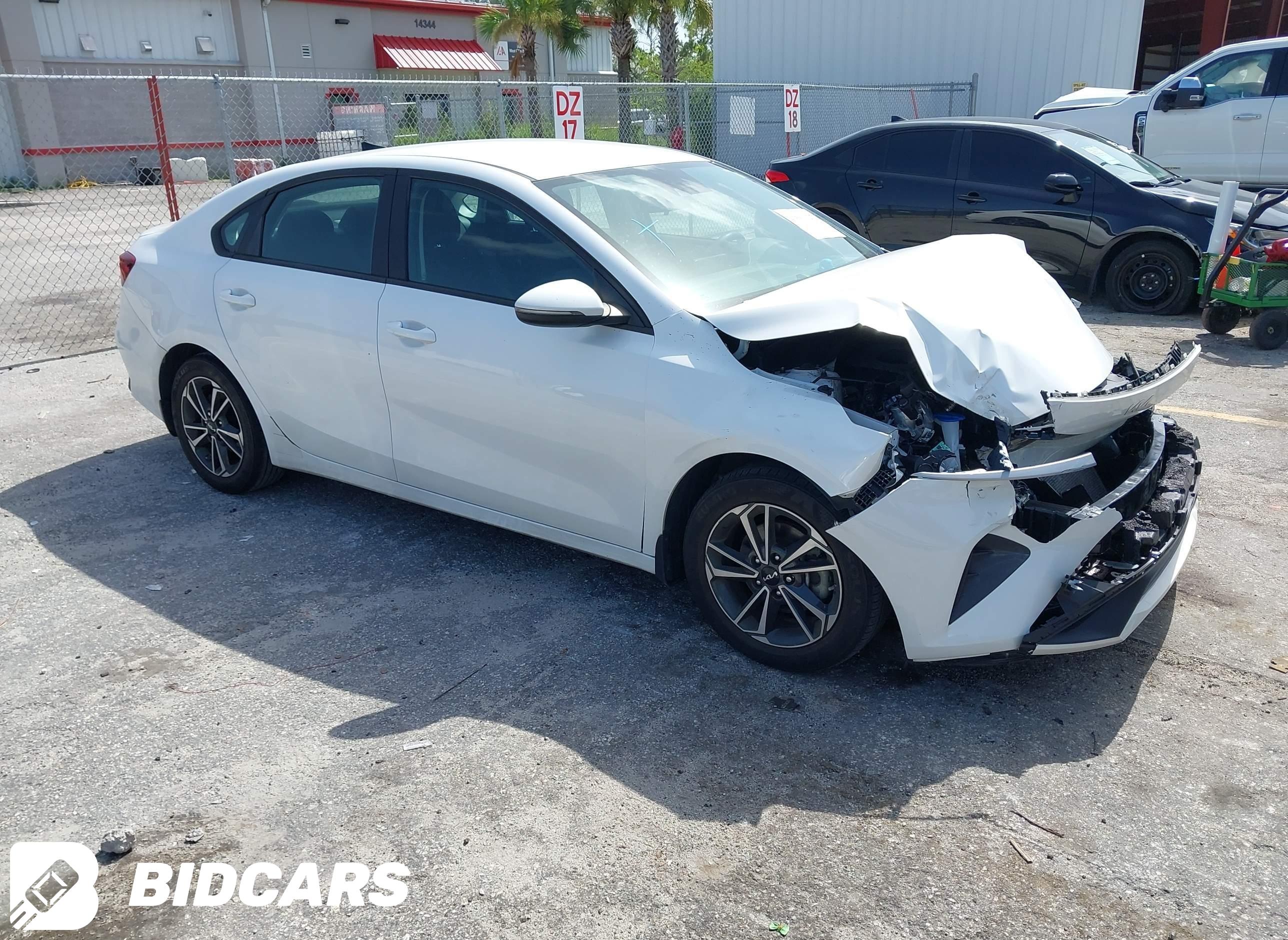 2024 KIA Forte, Lxs