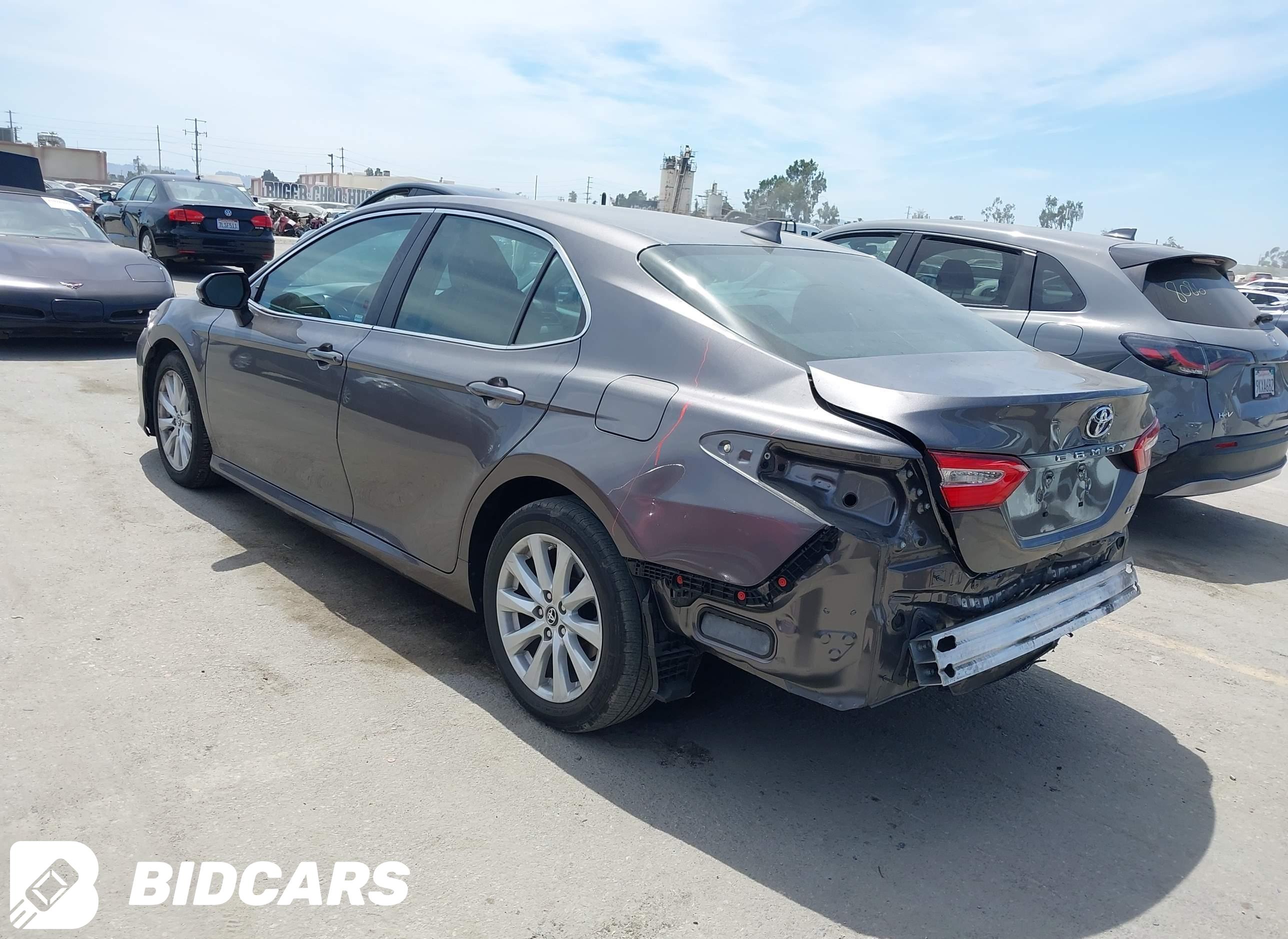 2019 Toyota Camry, LE