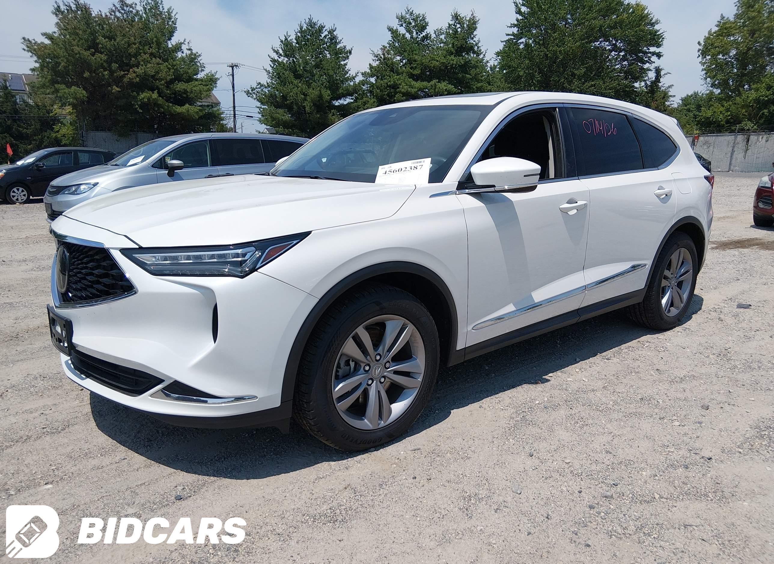 2023 Acura MDX, Standard