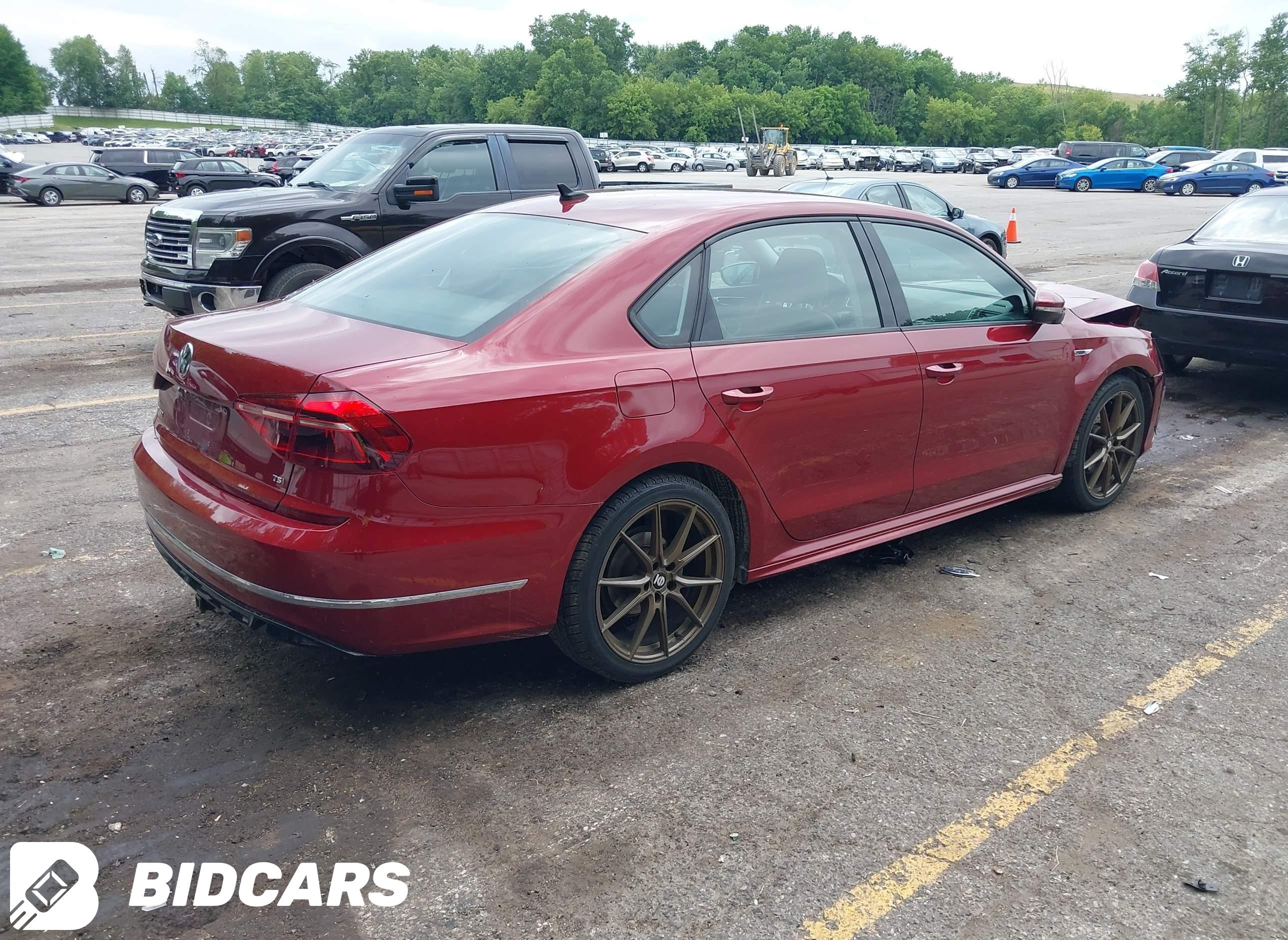 2018 Volkswagen Passat, 2.0T...
