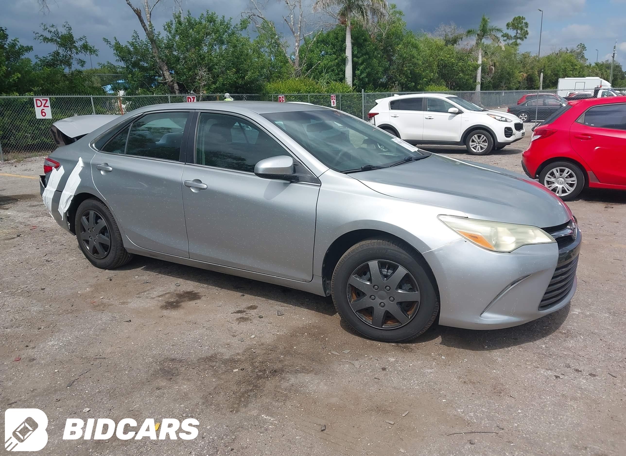 2015 Toyota Camry, LE