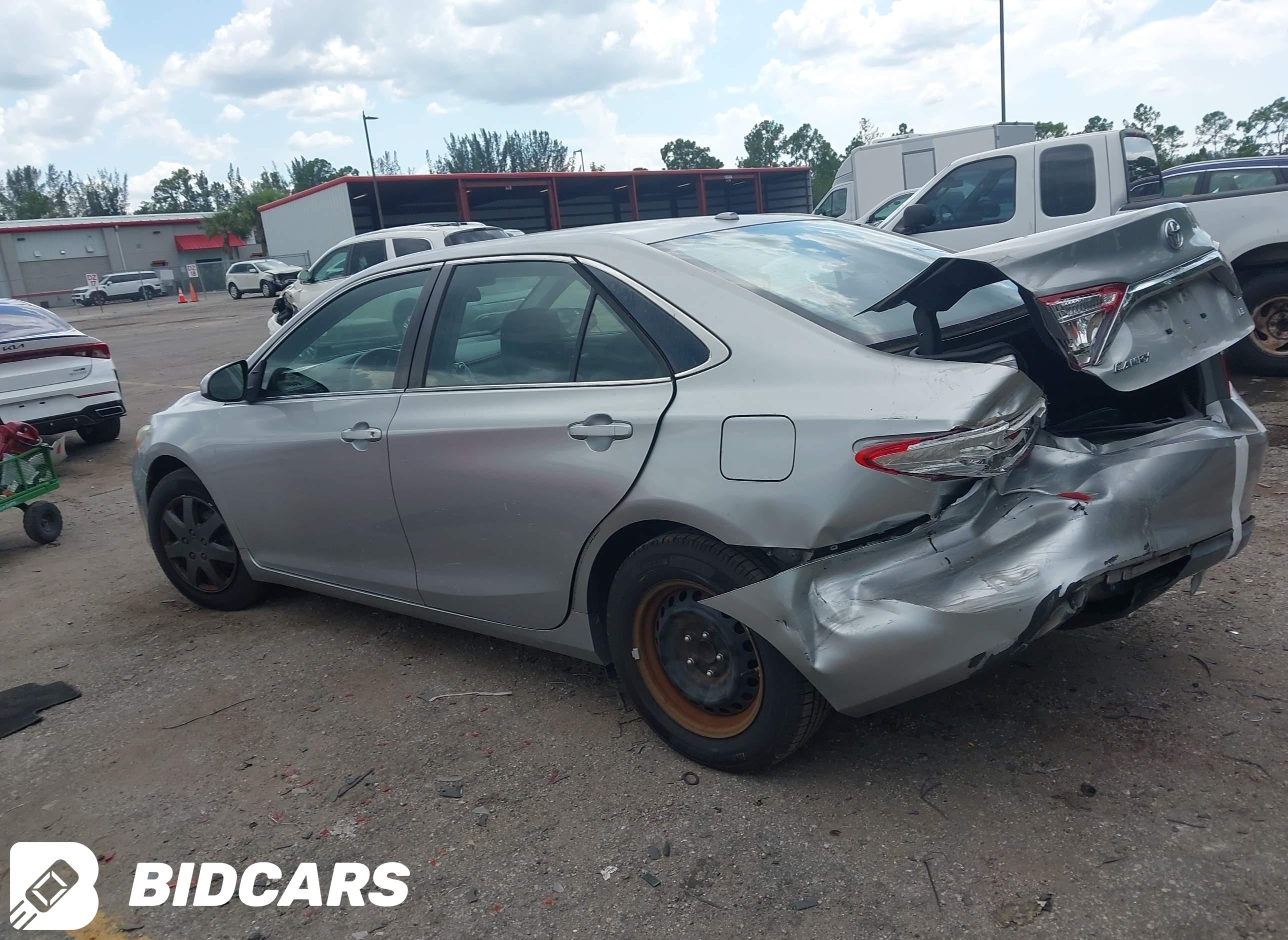 2015 Toyota Camry, LE