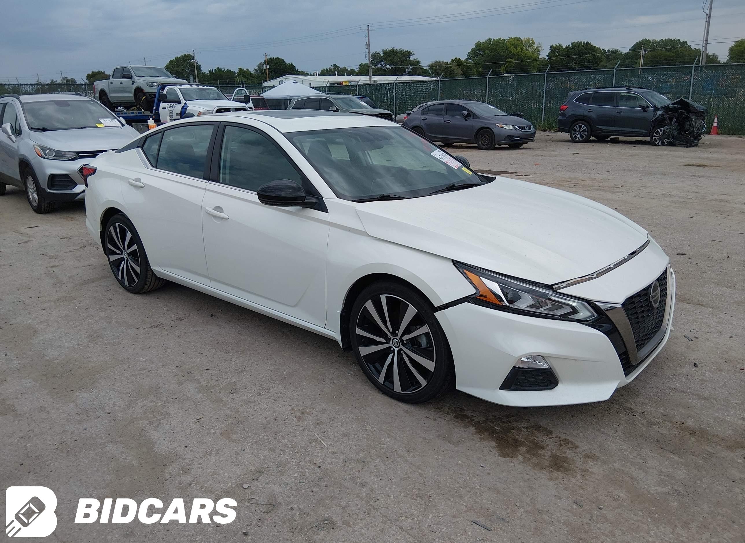 2019 Nissan Altima, 2.5 SR