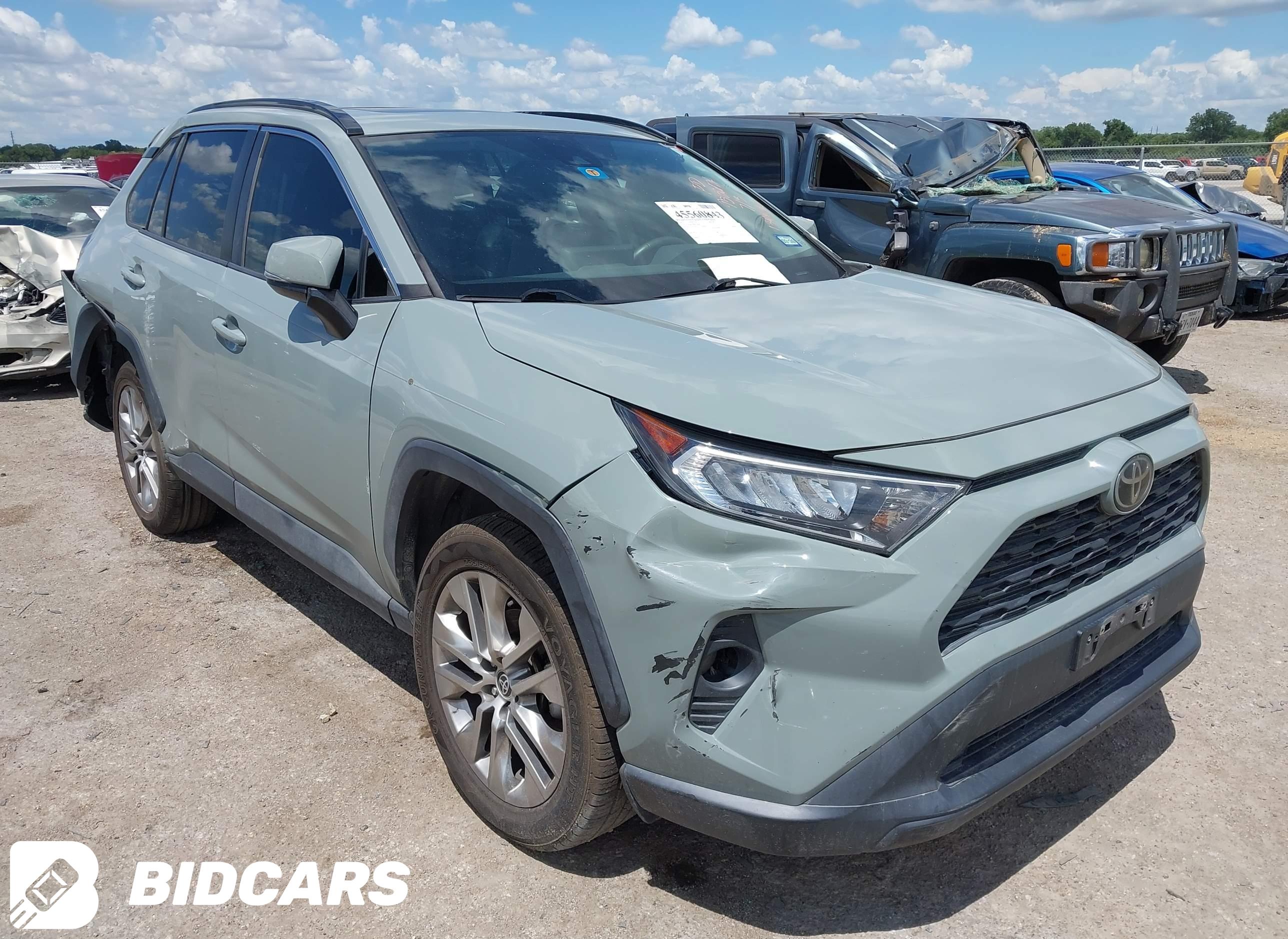 2021 Toyota RAV4, Xle Premium