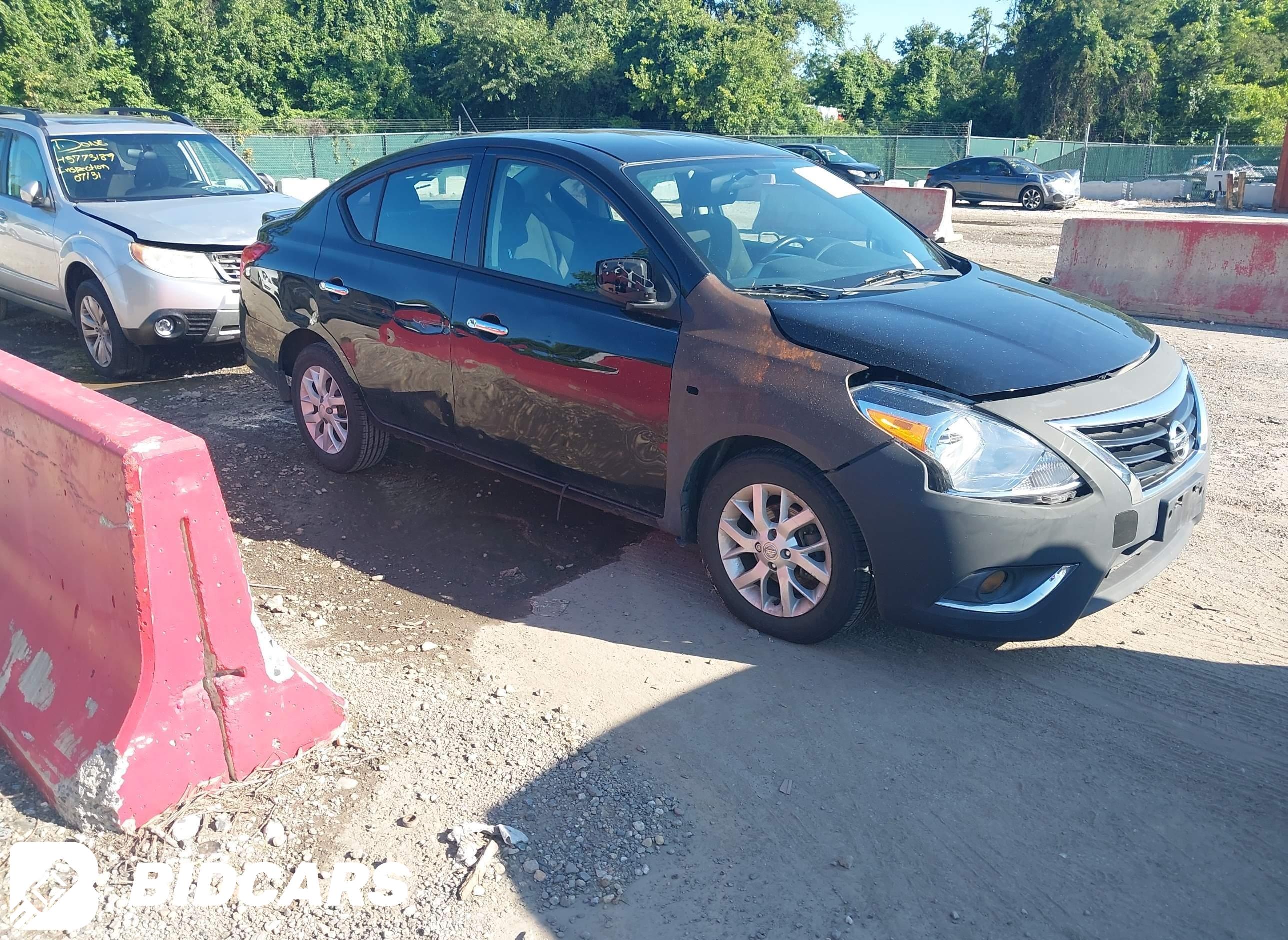 2017 Nissan Versa, 1.6 SV