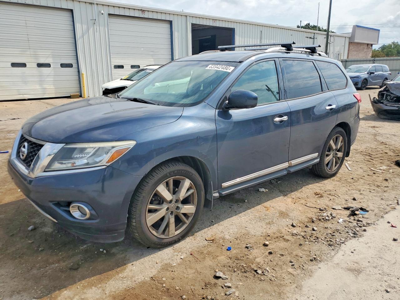 2016 Nissan Pathfinder, Platinum
