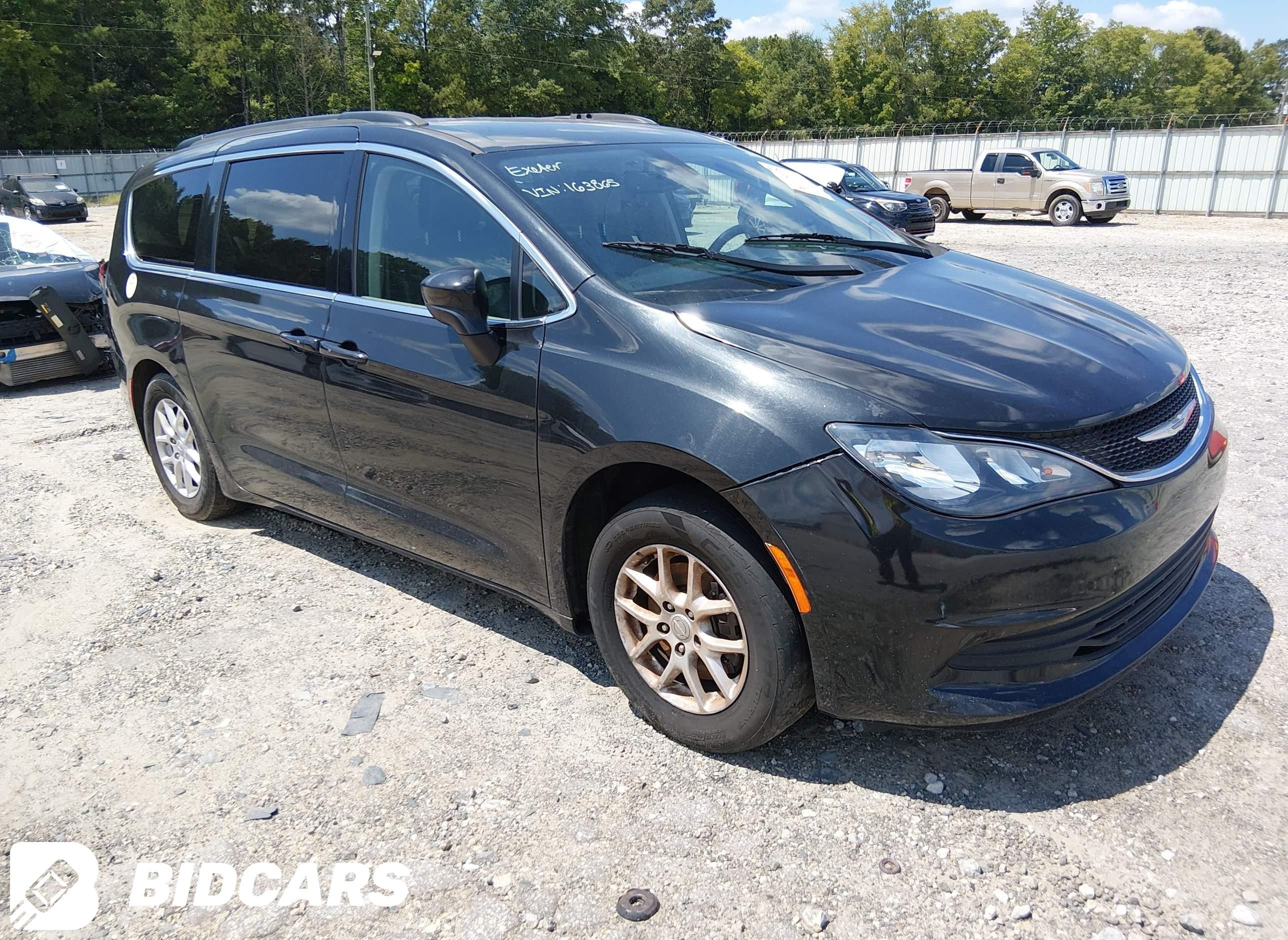 2020 Chrysler Voyager, Lxi