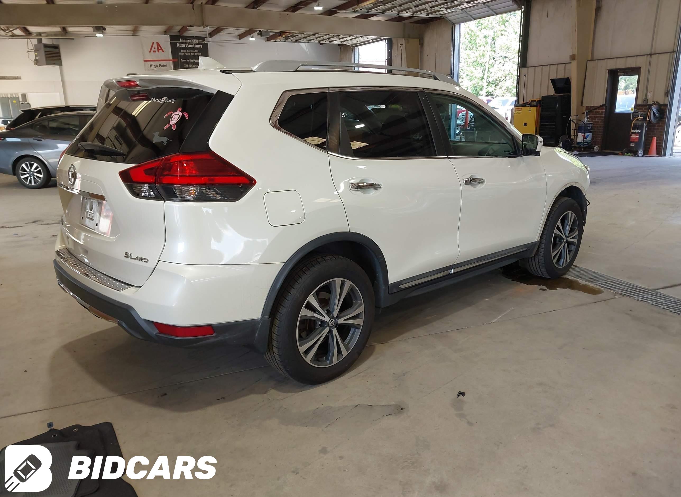 2017 Nissan Rogue, SL