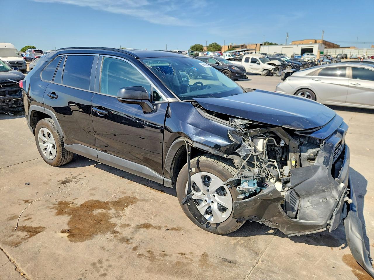 2021 Toyota RAV4, LE