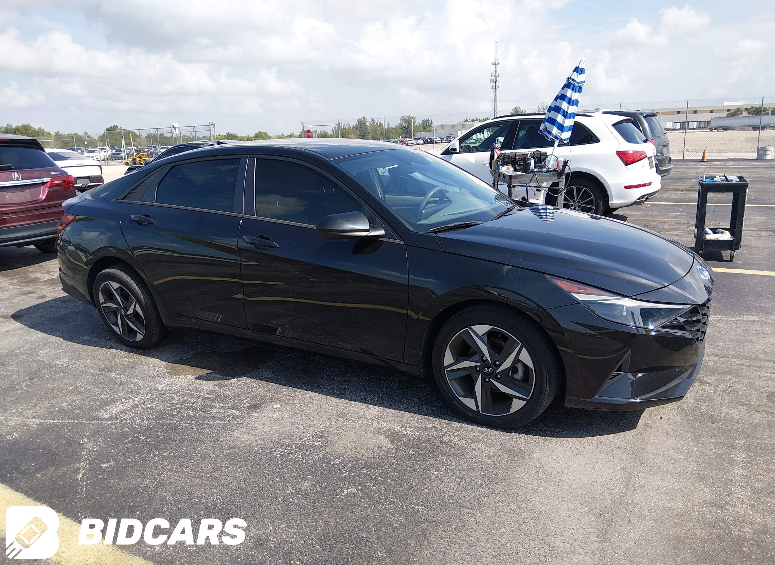 2023 Hyundai Elantra, Sel