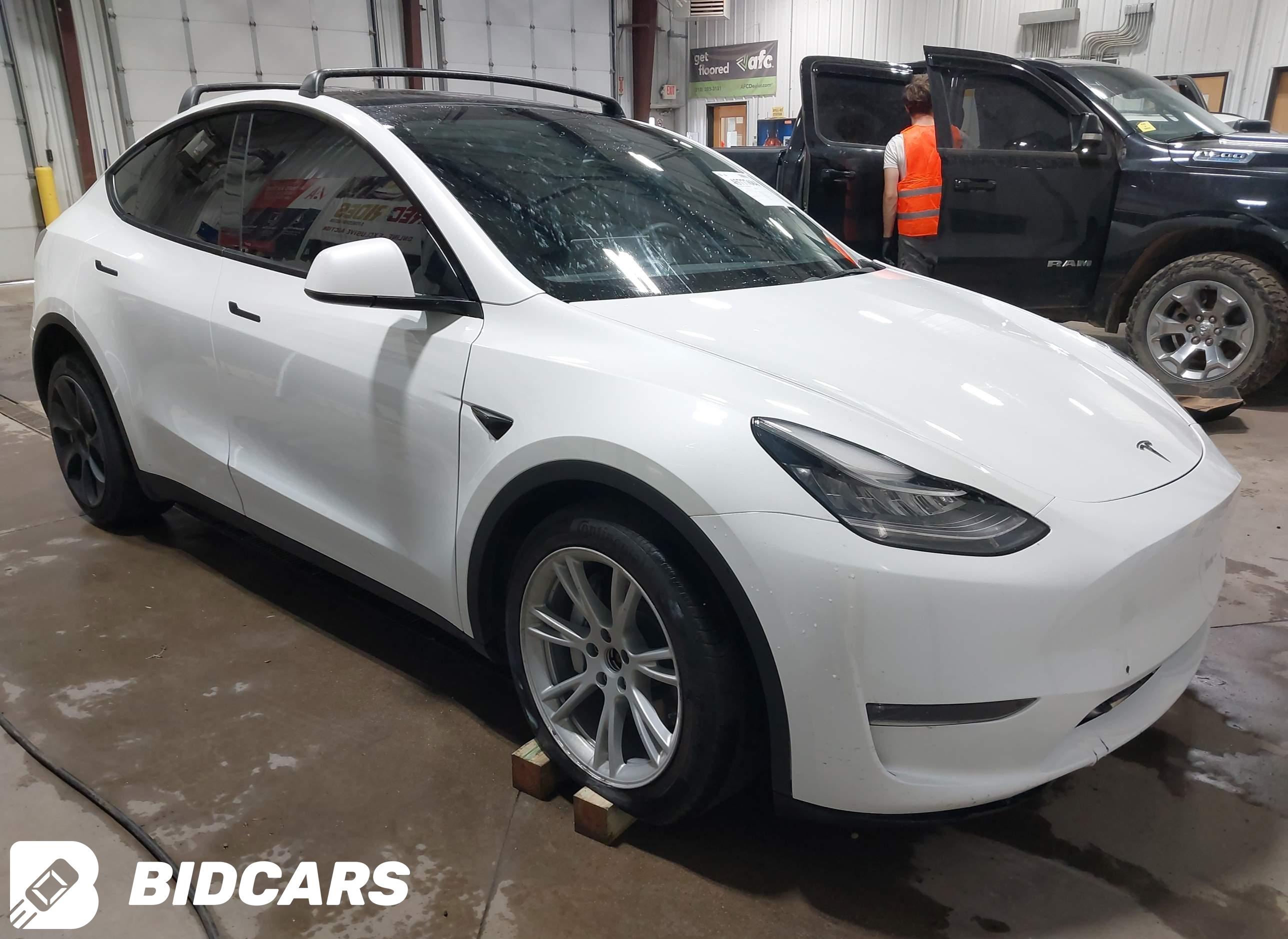 2023 Tesla Model Y, Awd/Long...