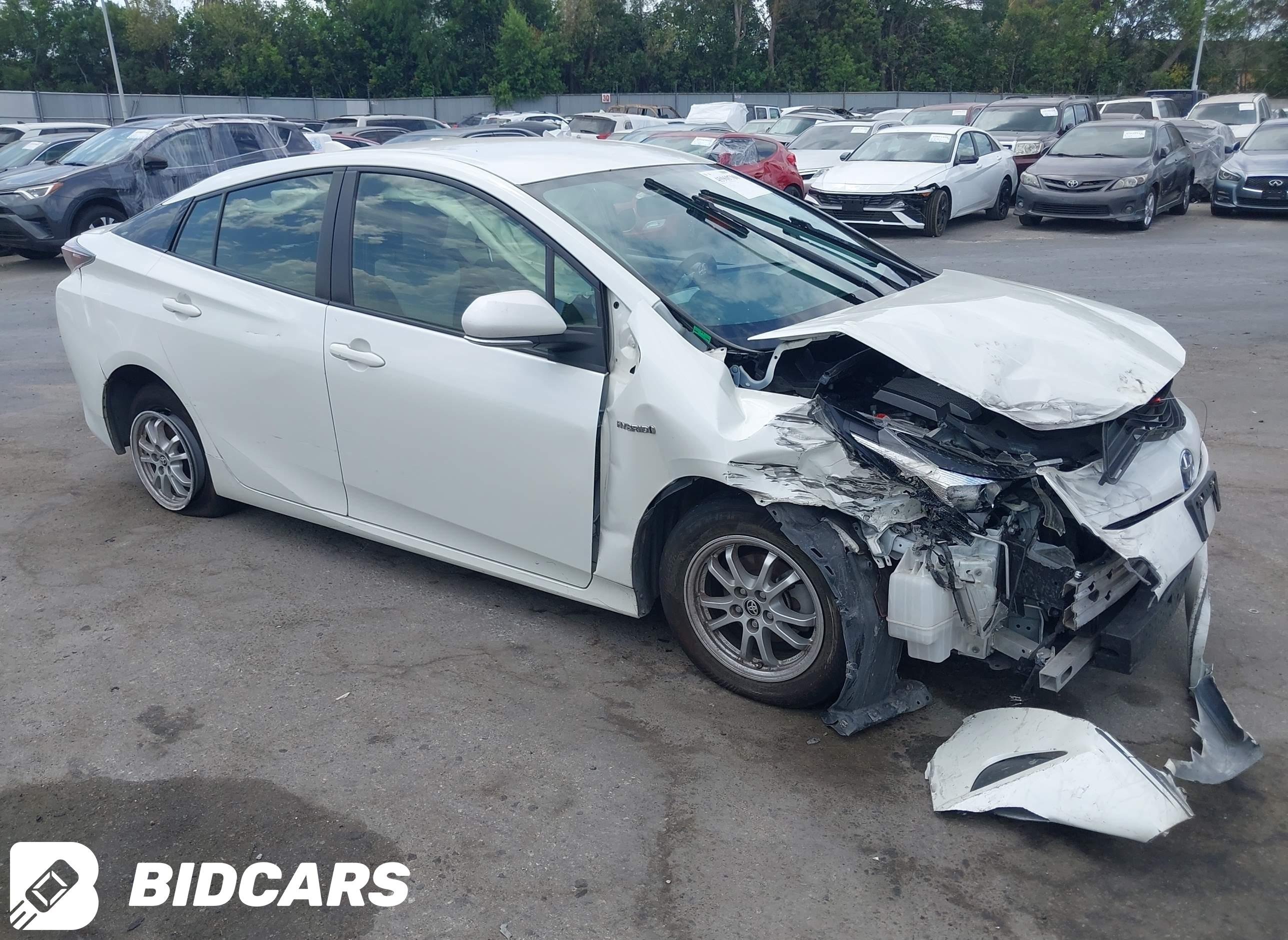 2016 Toyota Prius, Two