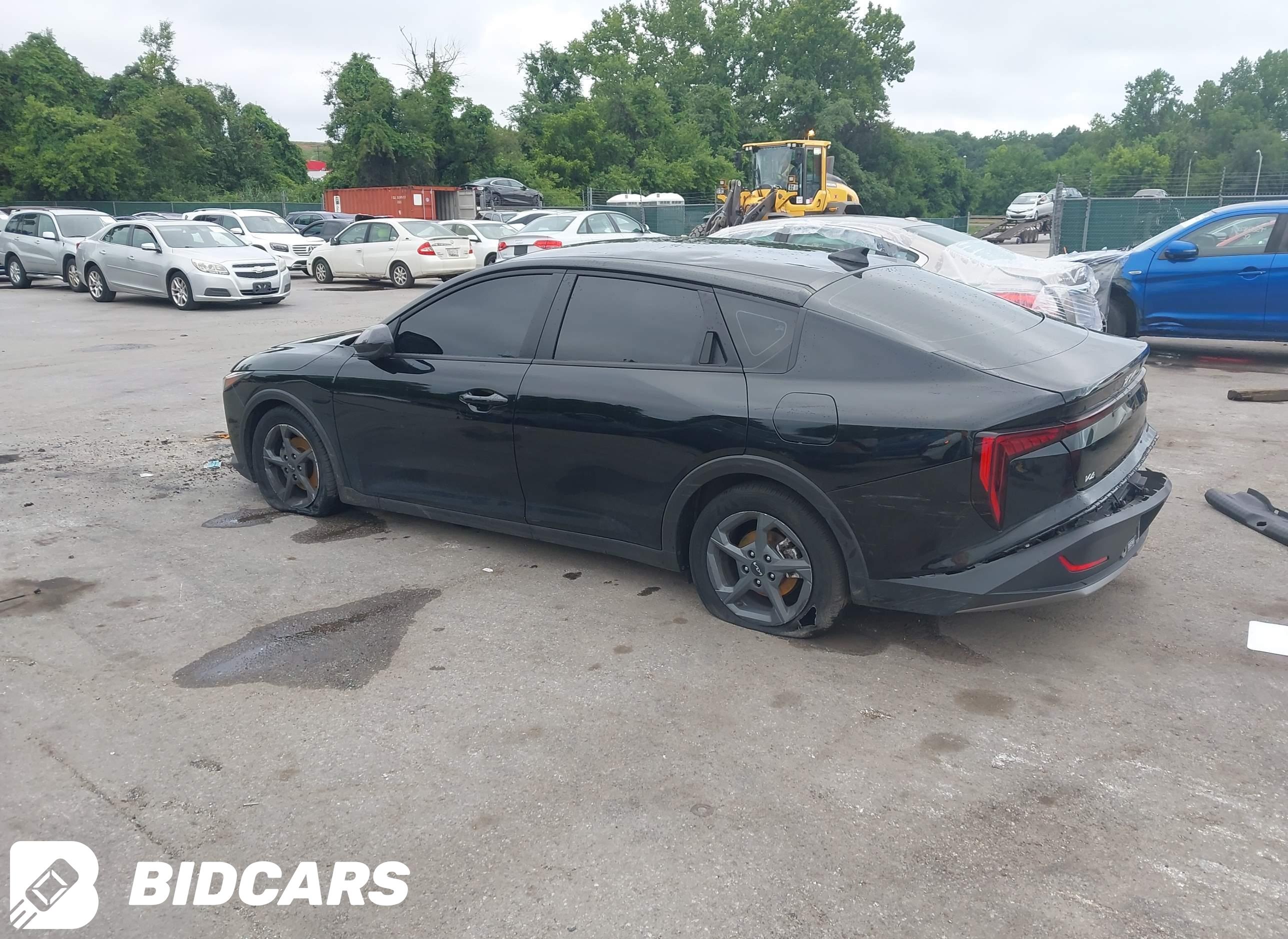 2025 KIA K4, Lxs