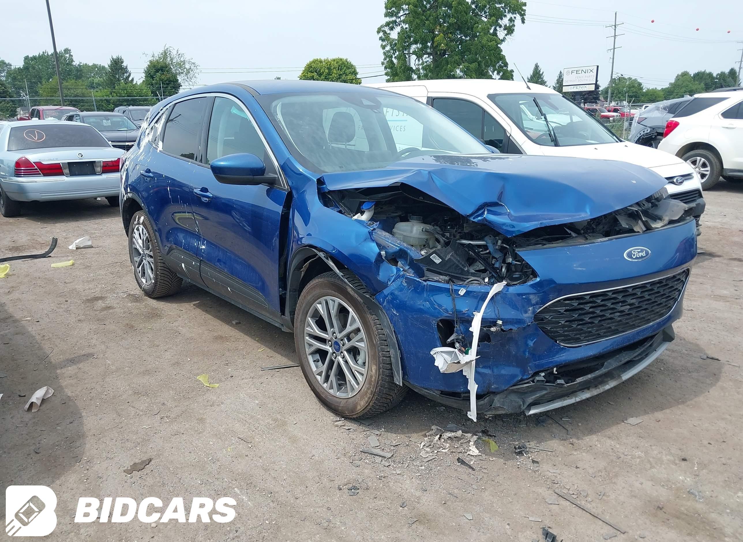 2022 Ford Escape, Sel