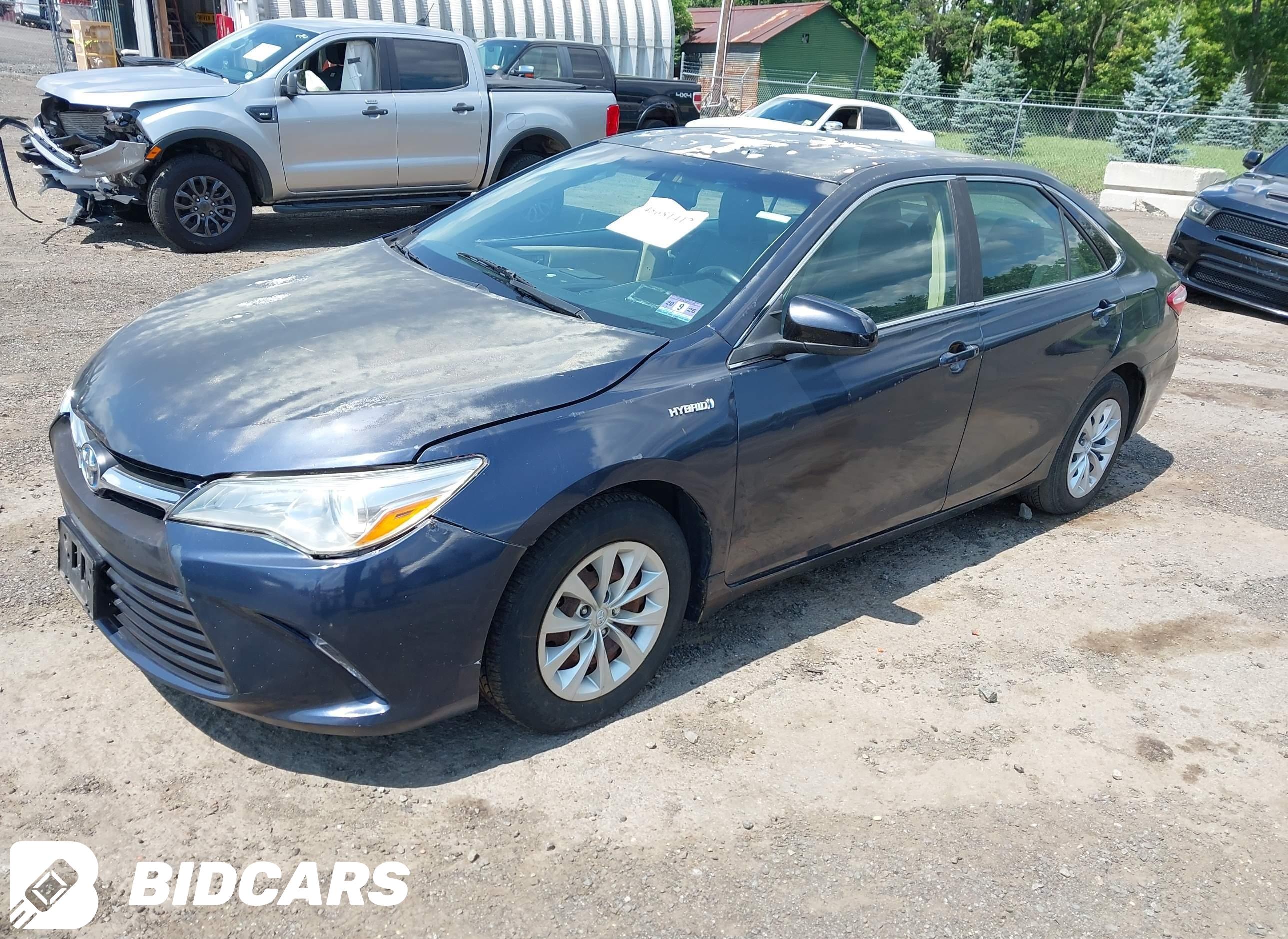 2015 Toyota Camry, Hybrid LE