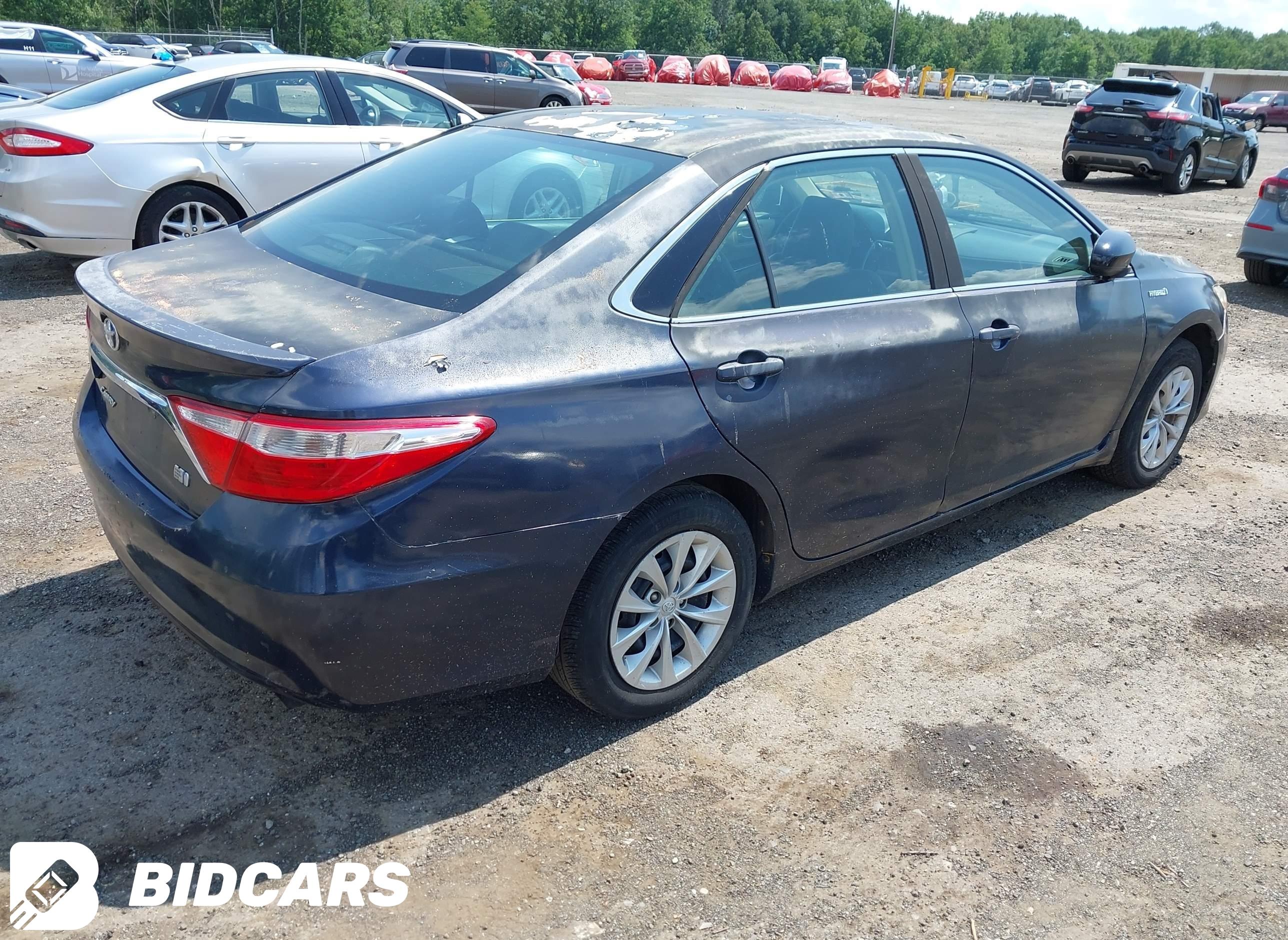 2015 Toyota Camry, Hybrid LE