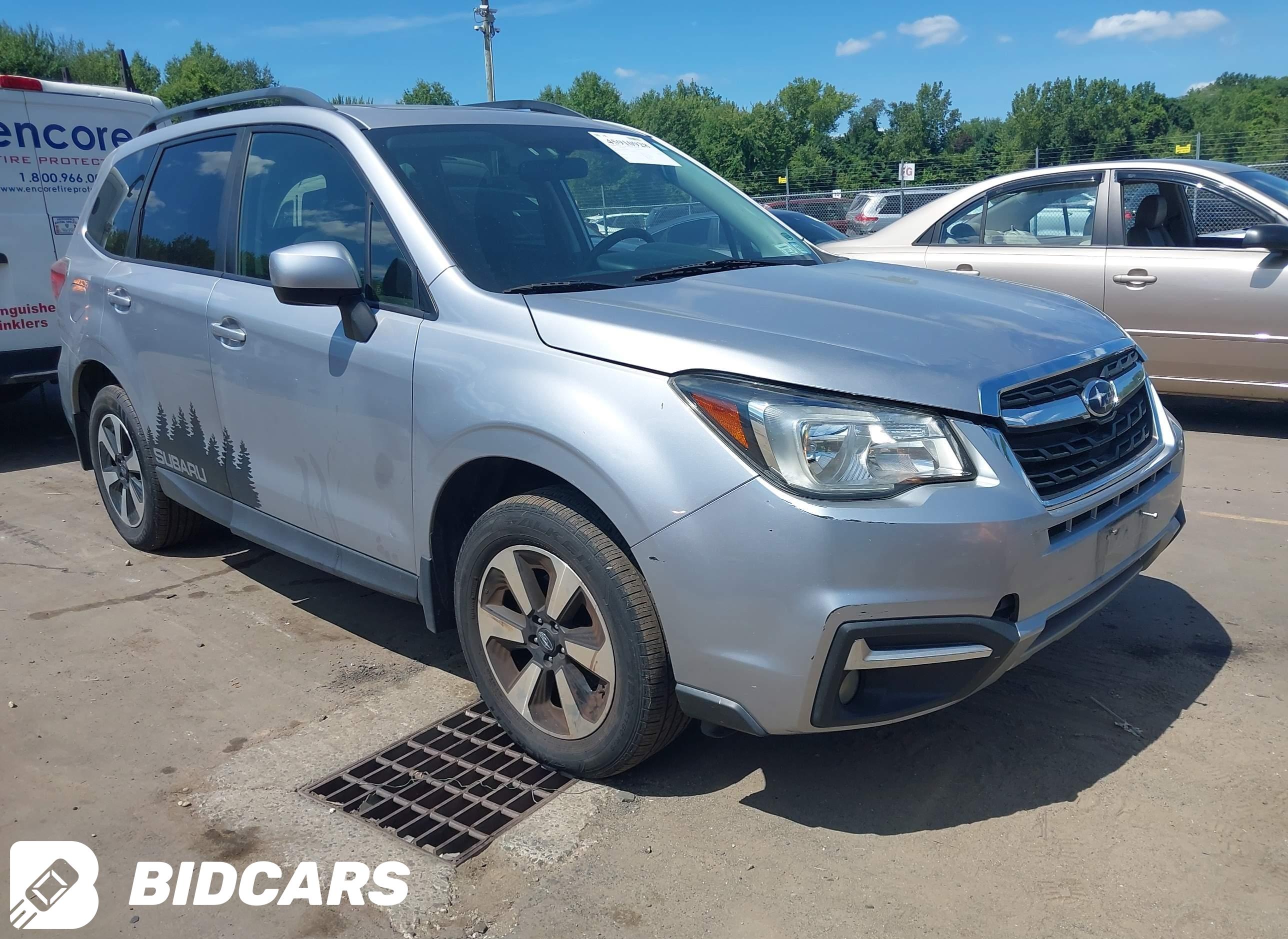 2017 Subaru Forester, 2.5I Pr...