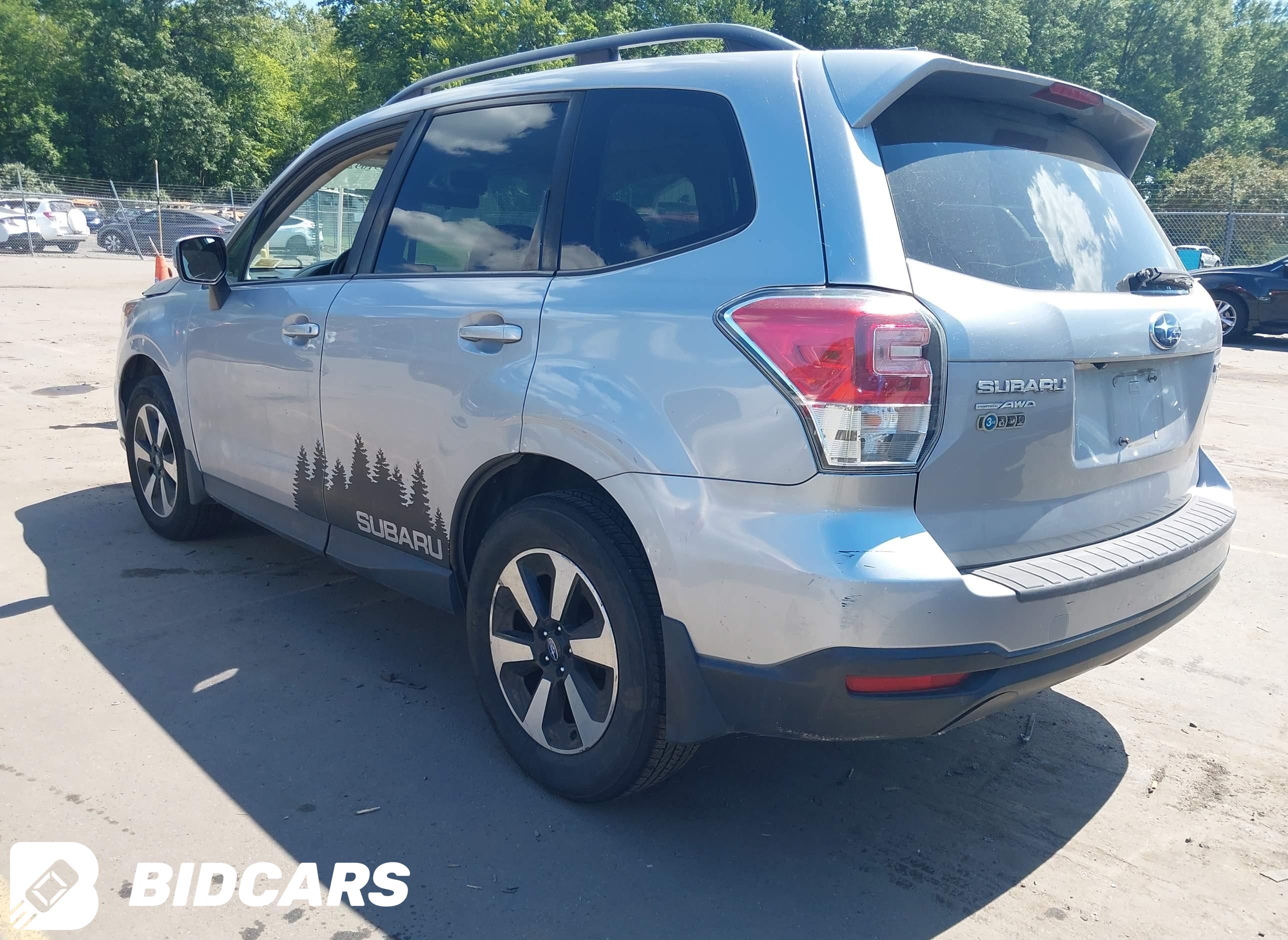 2017 Subaru Forester, 2.5I Pr...