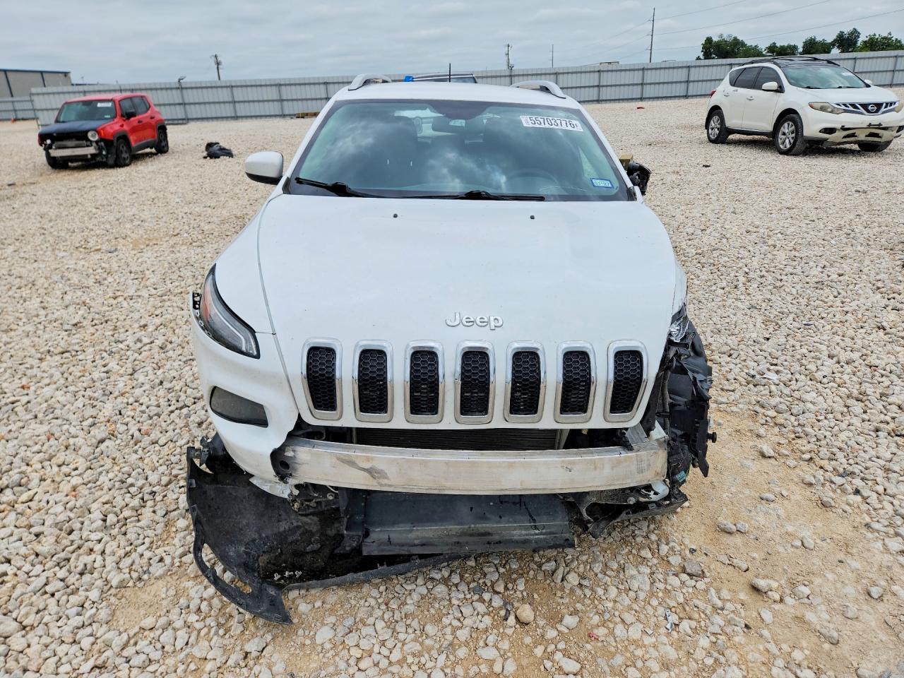 2018 Jeep Cherokee, Latitude