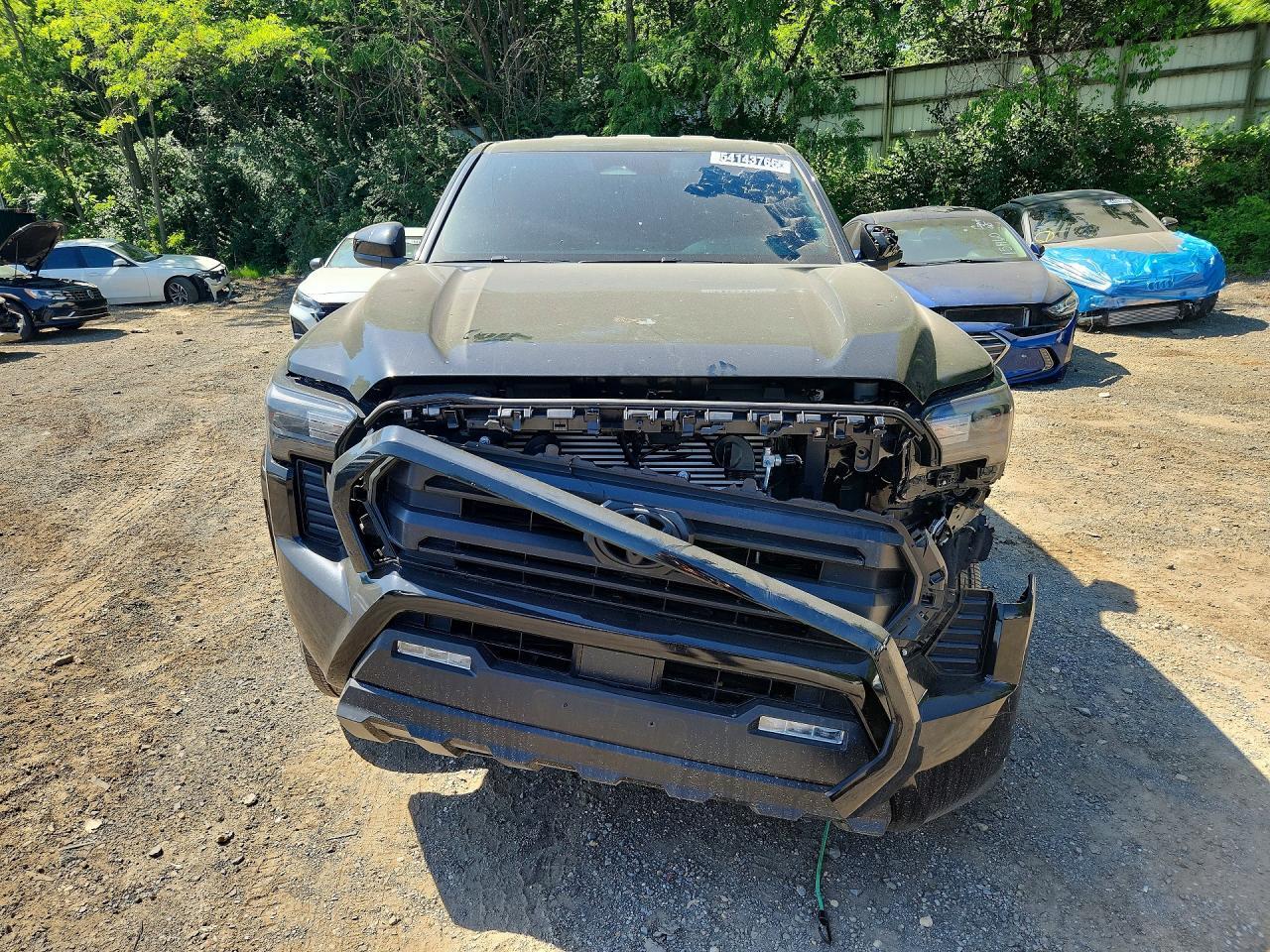2025 Toyota Tacoma, SR5