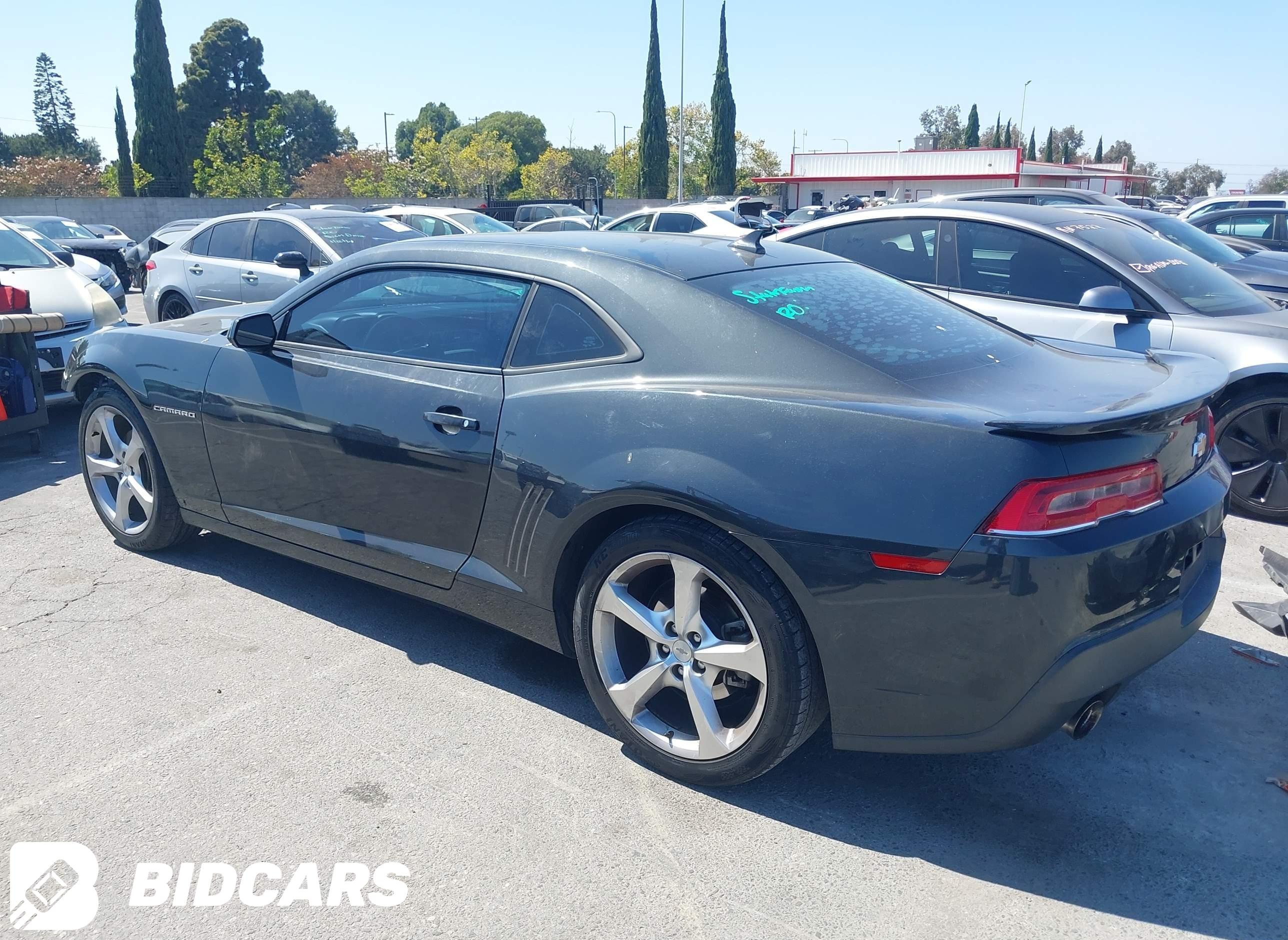 2015 Chevrolet Camaro, 1LT