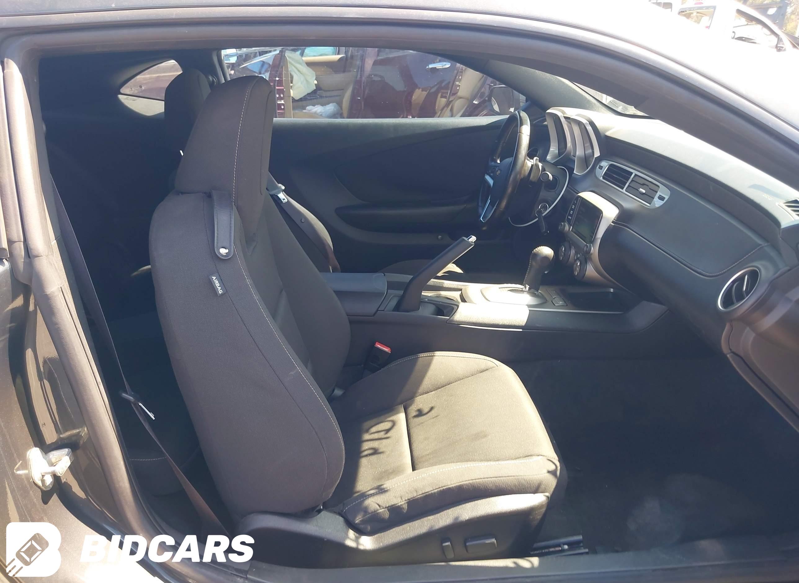 2015 Chevrolet Camaro, 1LT