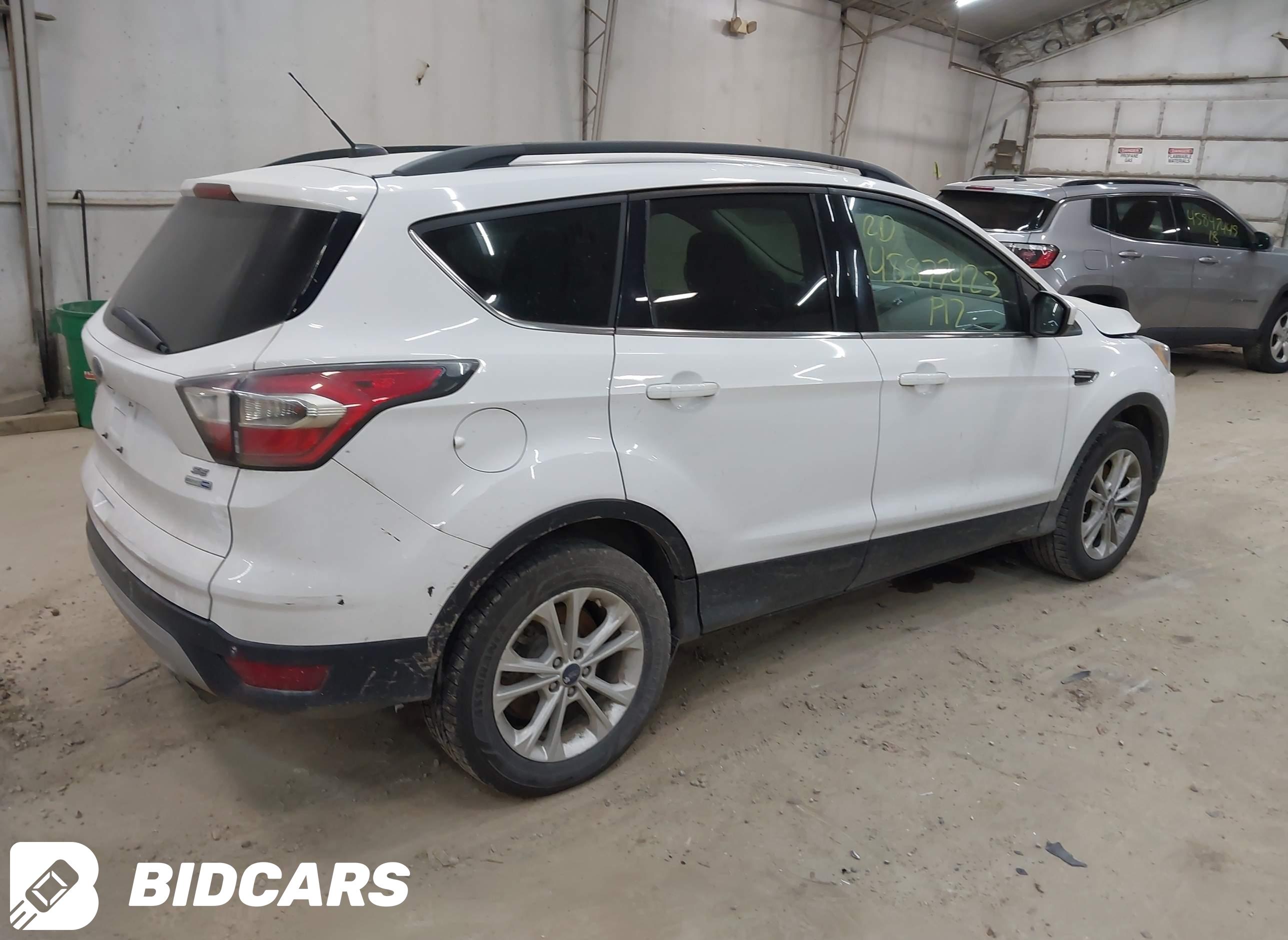 2017 Ford Escape, SE