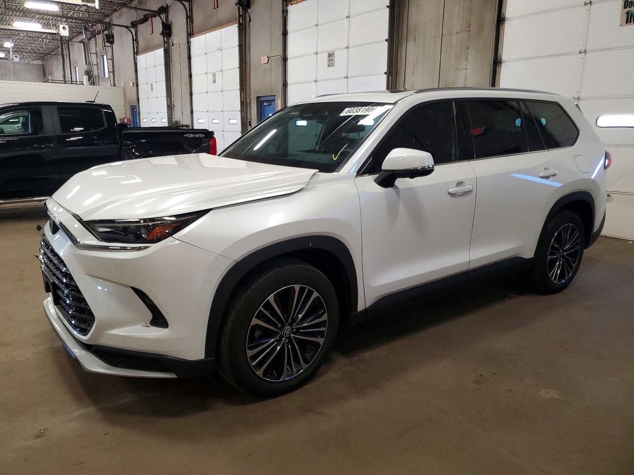 2024 Toyota Grand, Max Platinum