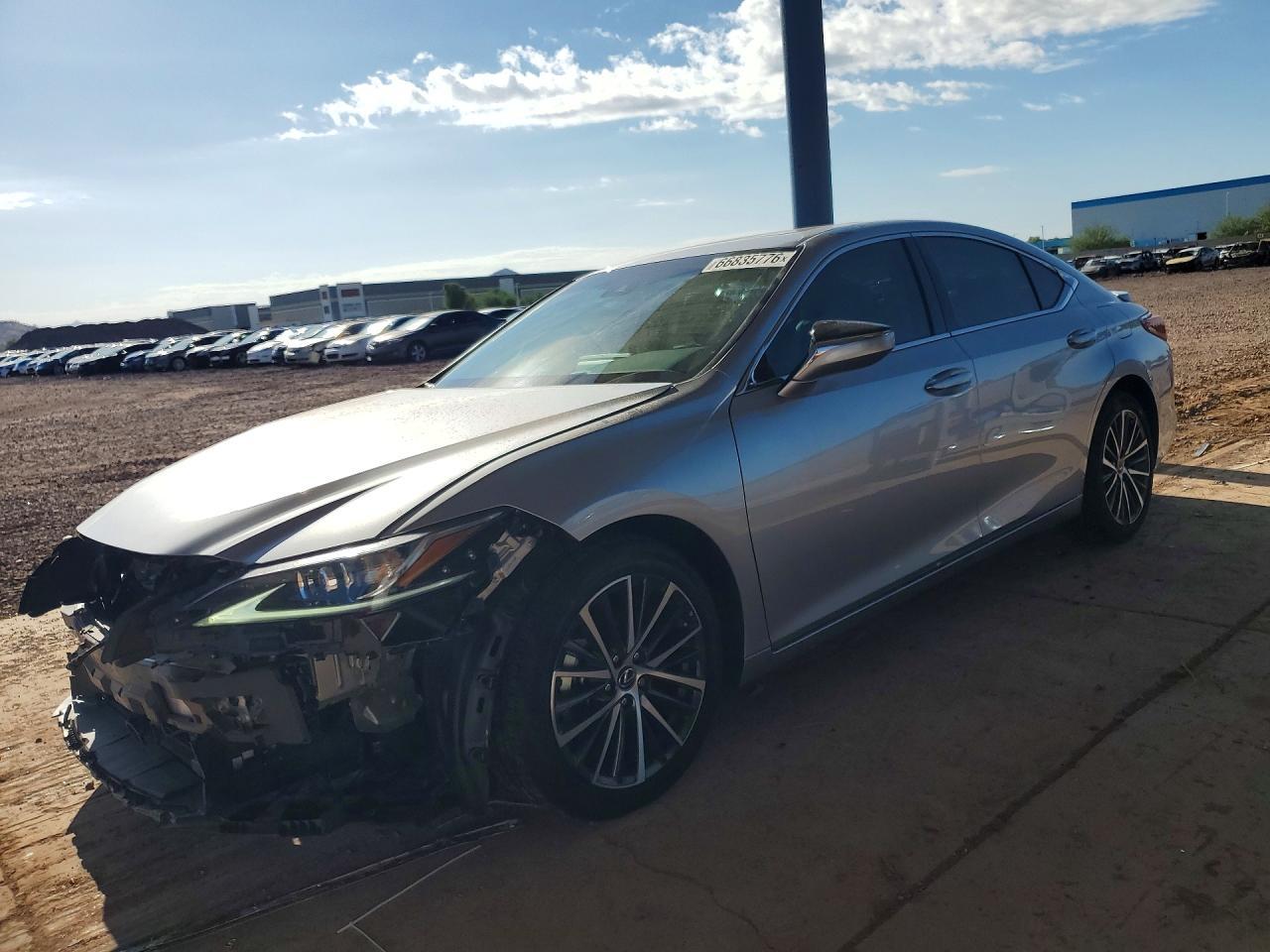 2025 Lexus ES, Base