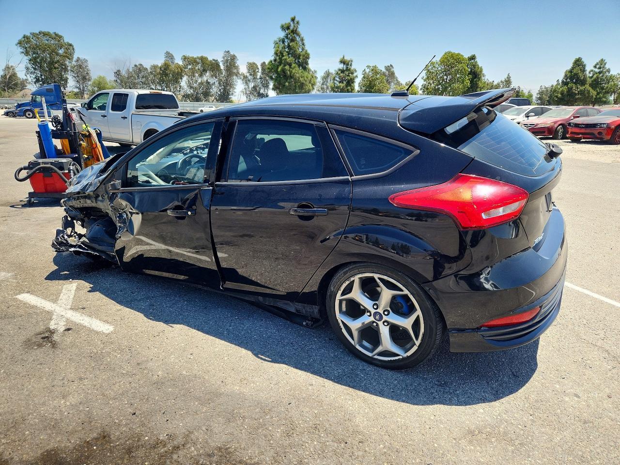 2018 Ford Focus, ST
