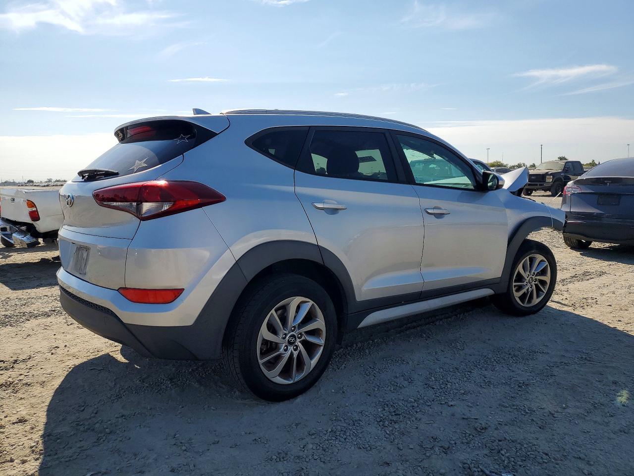2018 Hyundai Tucson, Sel