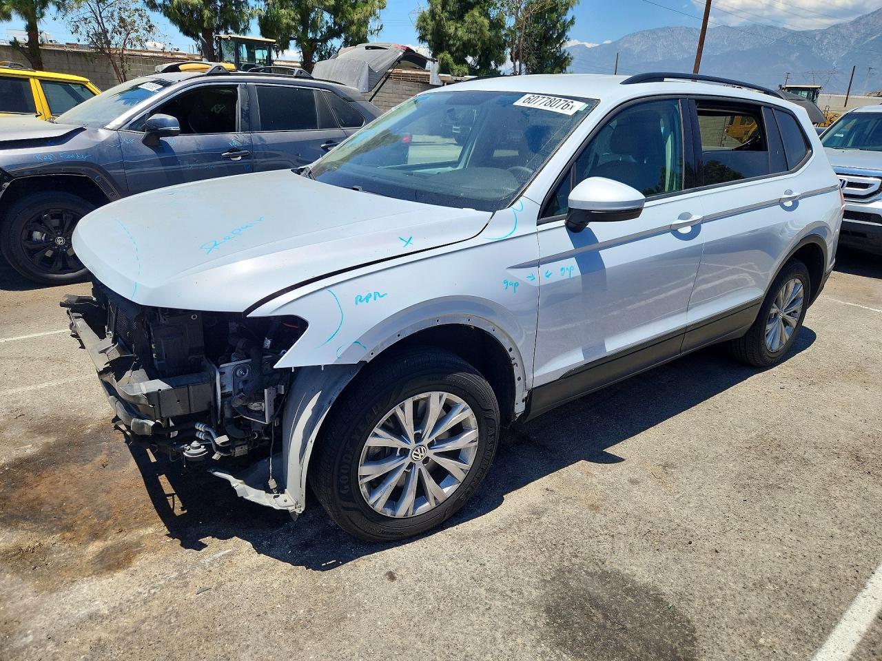 2018 Volkswagen Tiguan, S